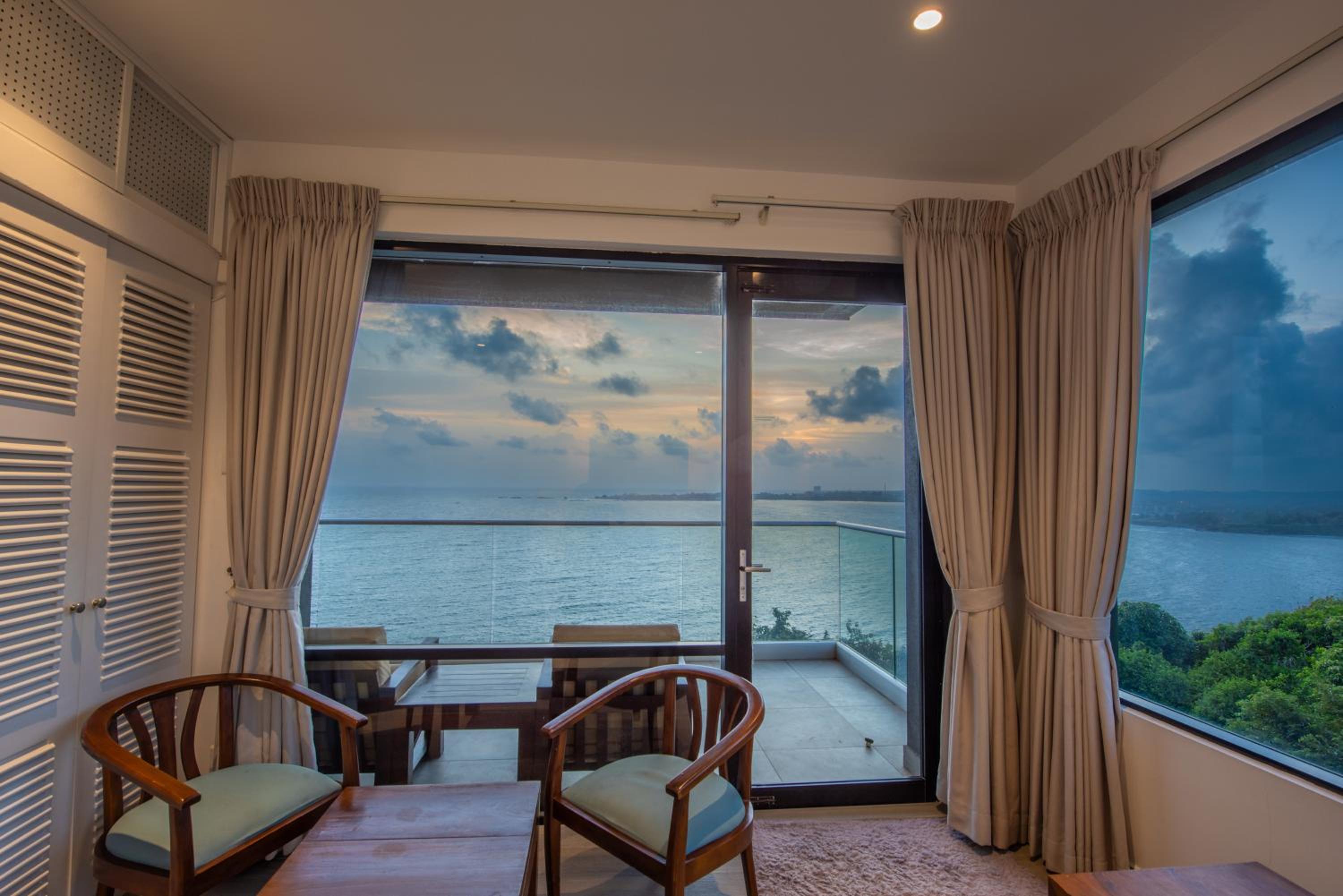 Deluxe Double Room with Panoramic View - Photo 27