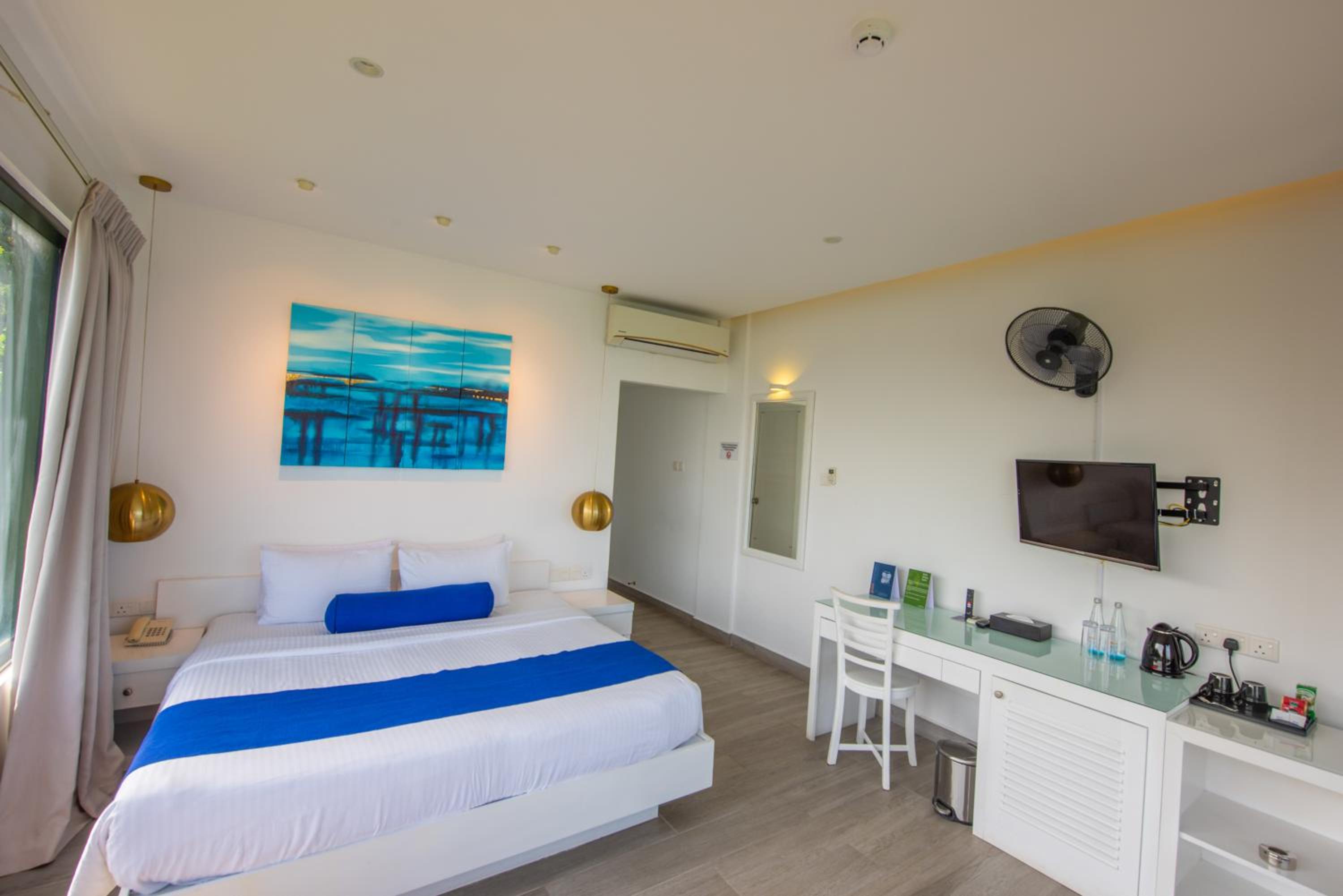 Deluxe Double Room with Panoramic View - Photo 2