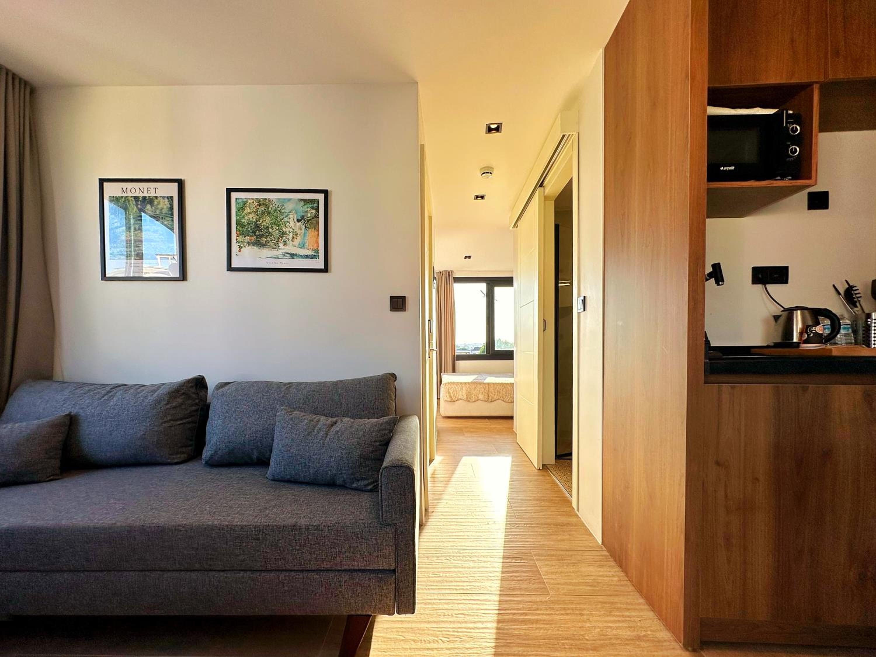 Family Room with Sea View photo 2