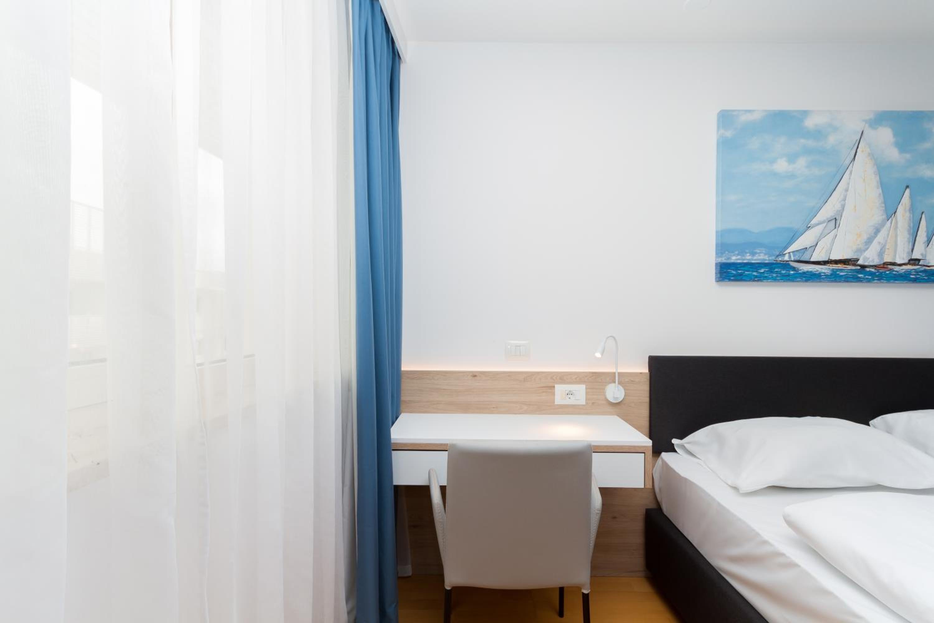 Apartment with Terrace photo 1