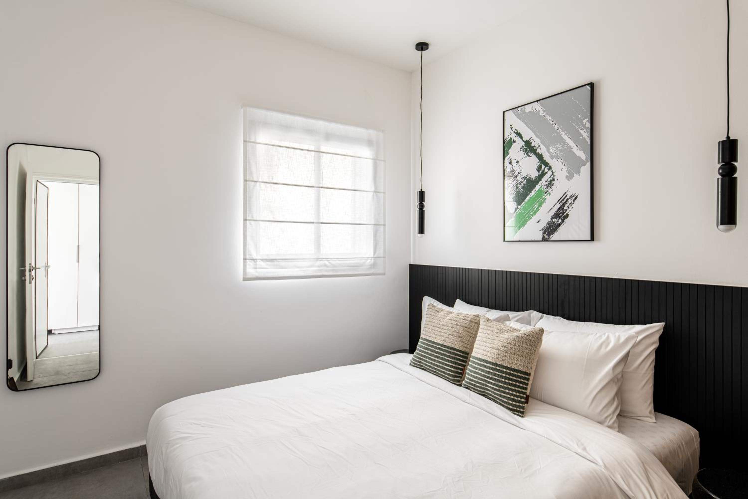 Two-Bedroom Apartment - Photo 25