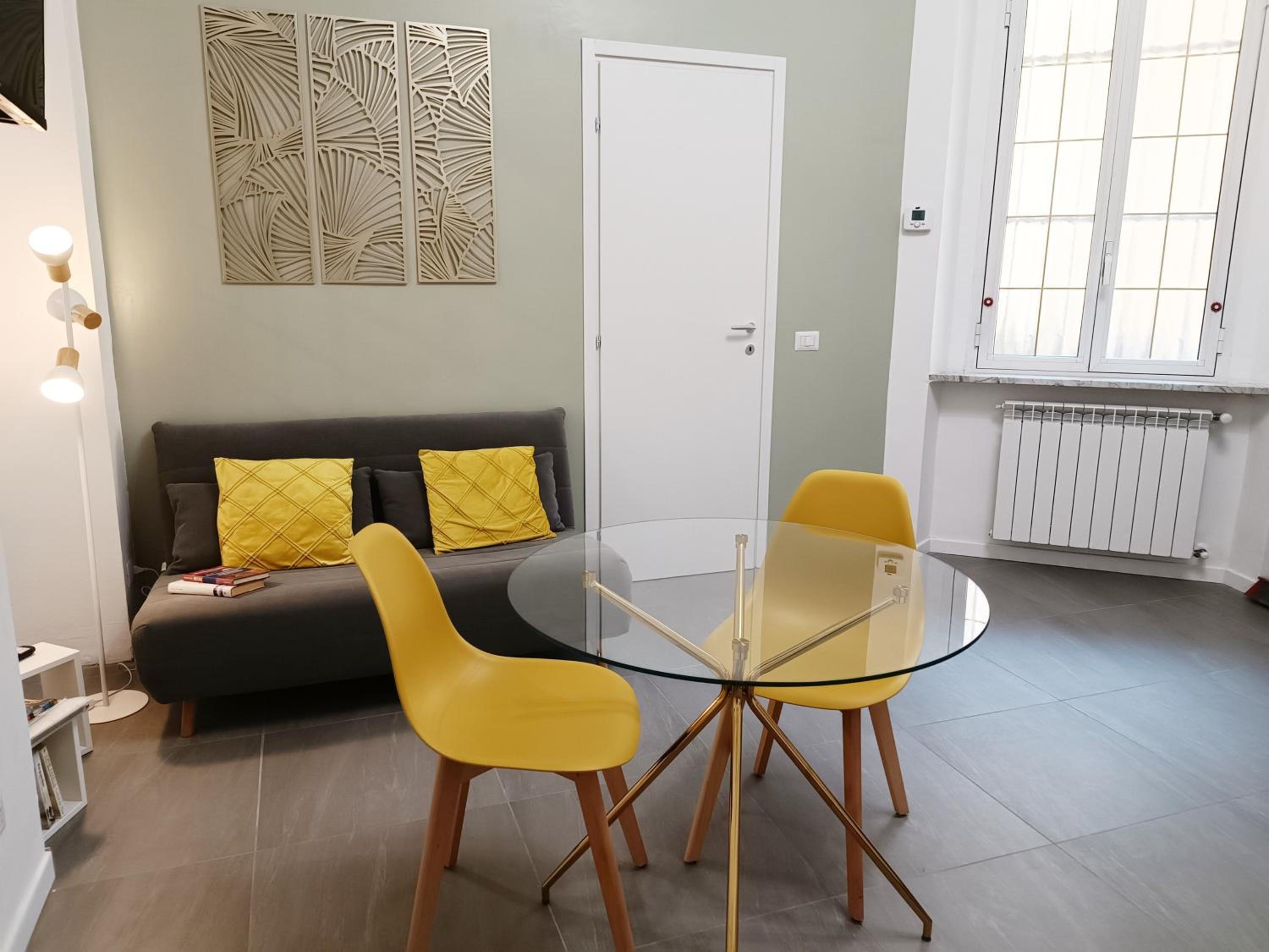 Studio Apartment with One Double Bed