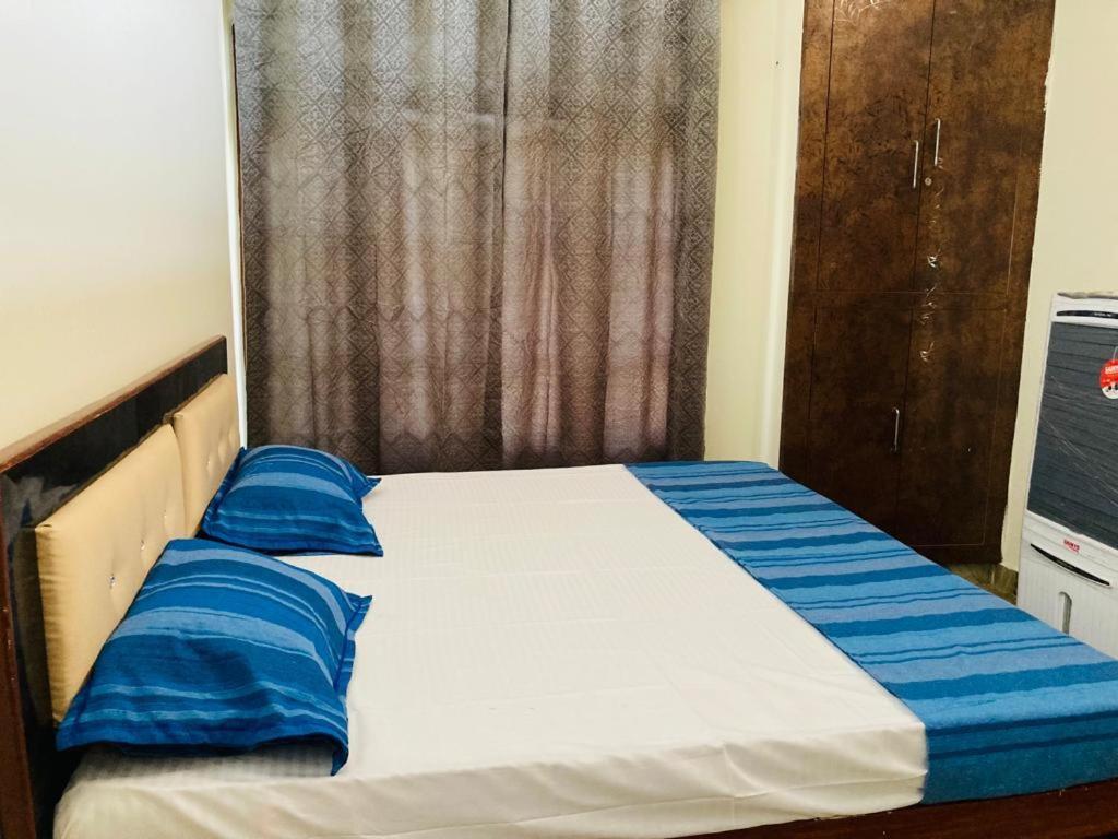 Budget Double Room photo 2