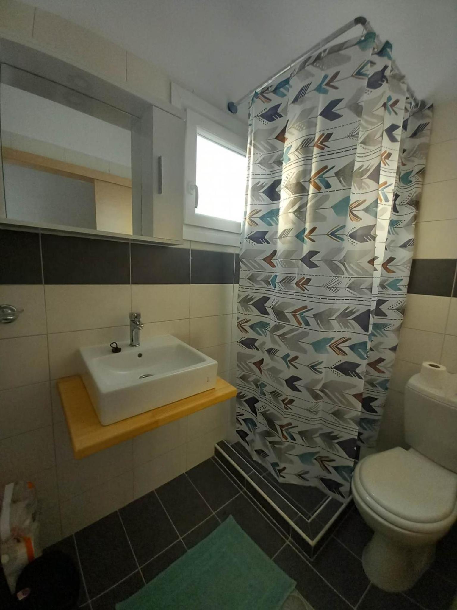 One-Bedroom House photo 2