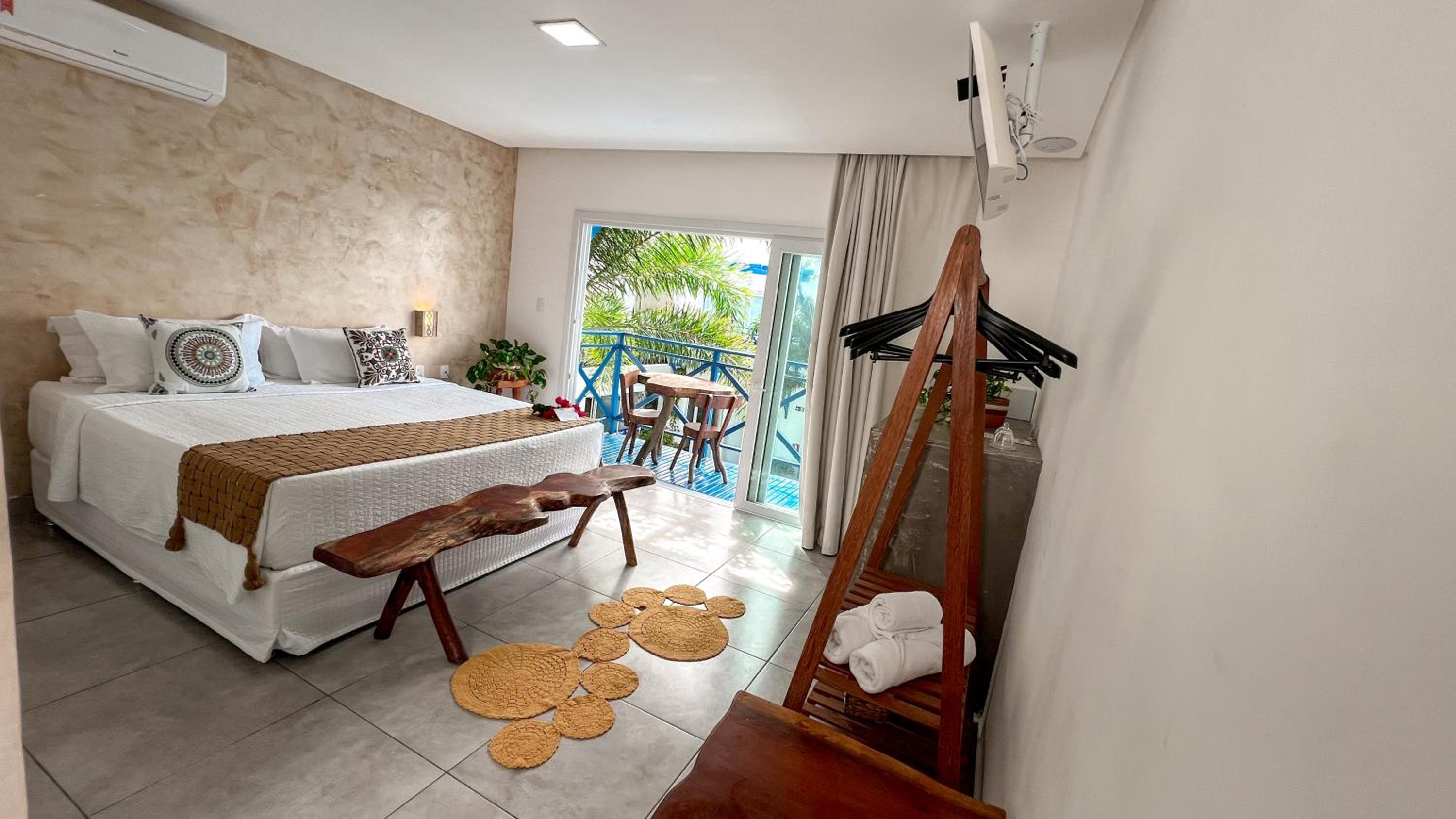 Superior King Suite