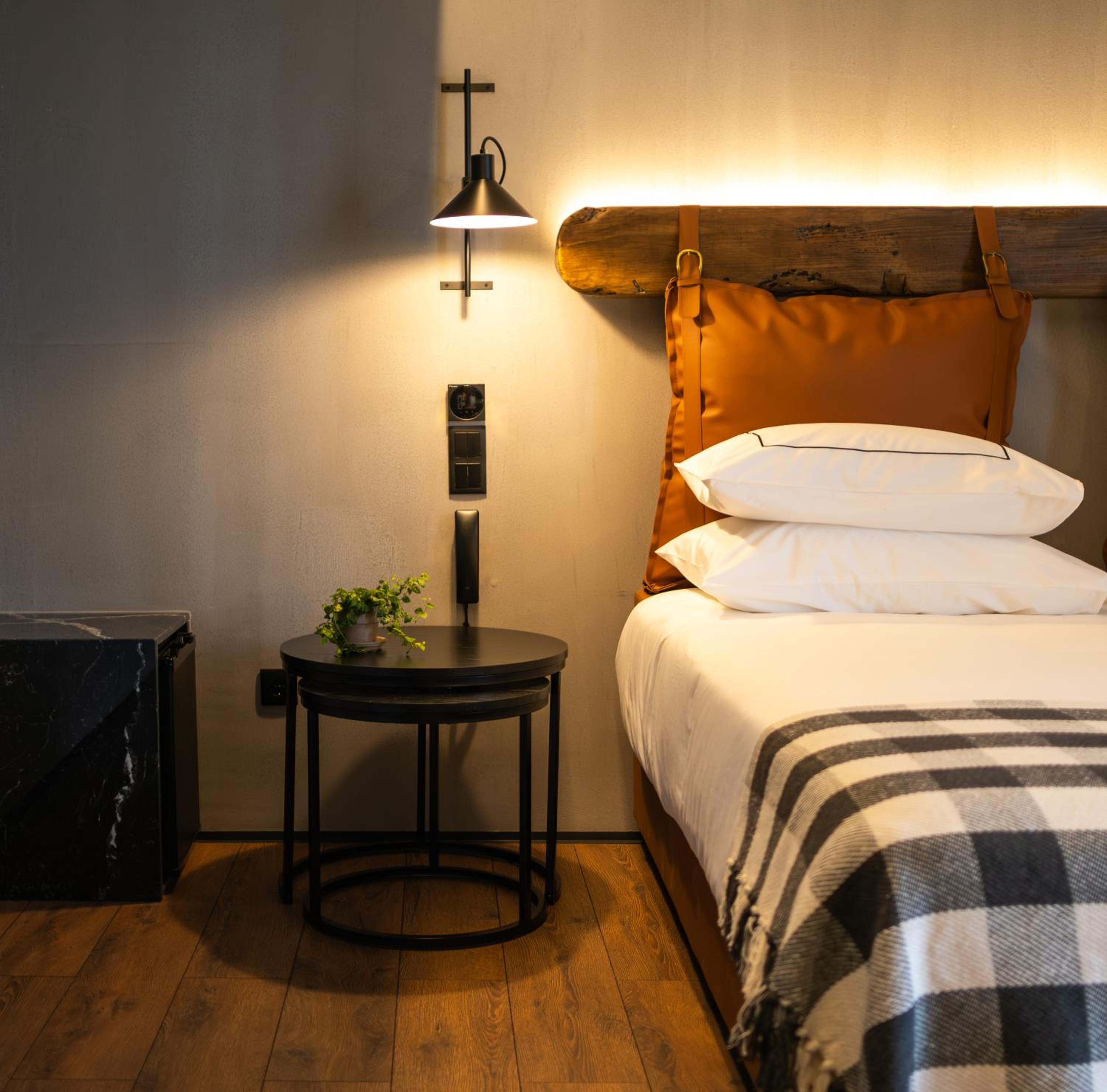 Standard Double or Twin Room - Photo 1