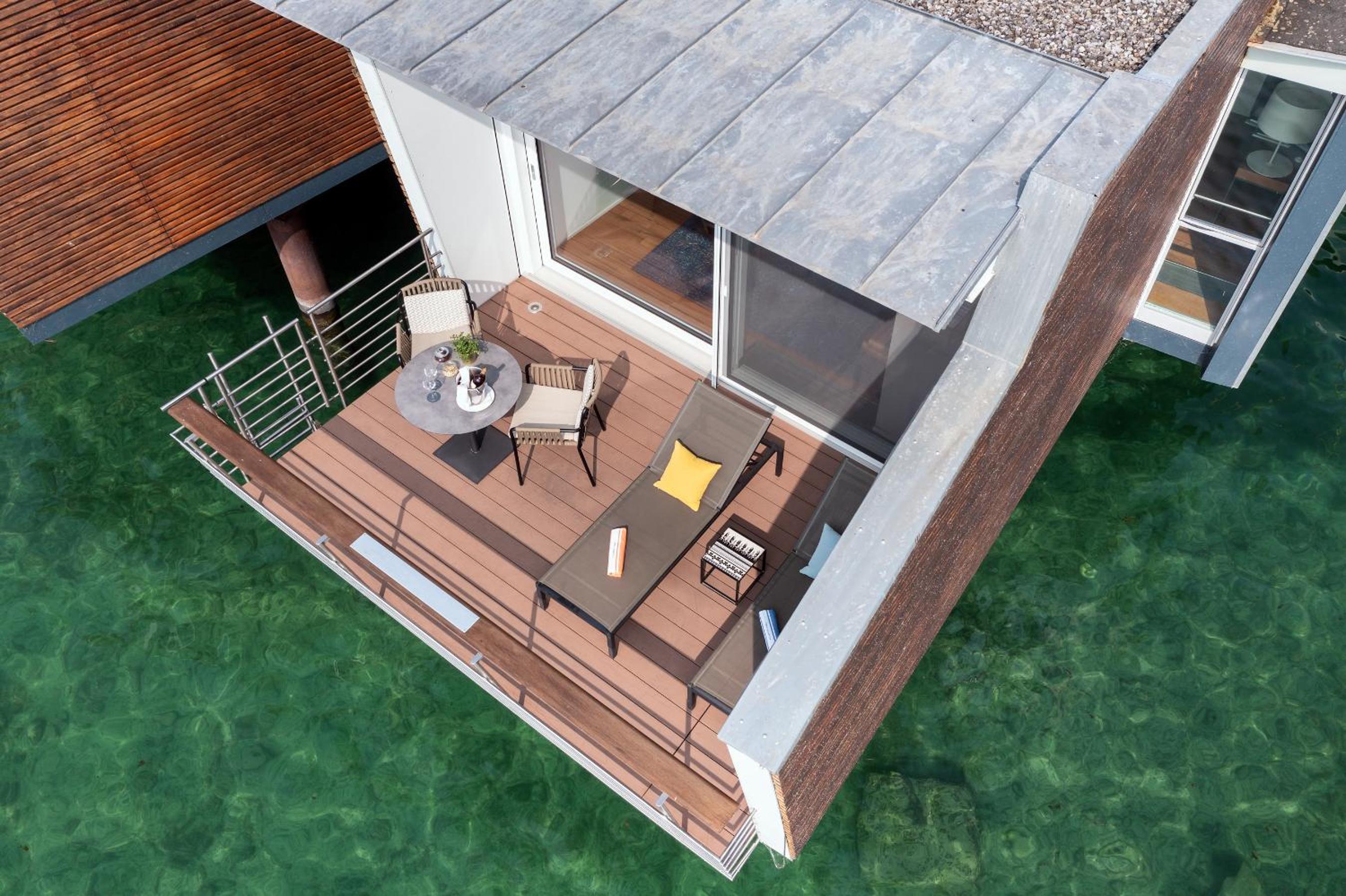 Lake Pavillon - Photo 9