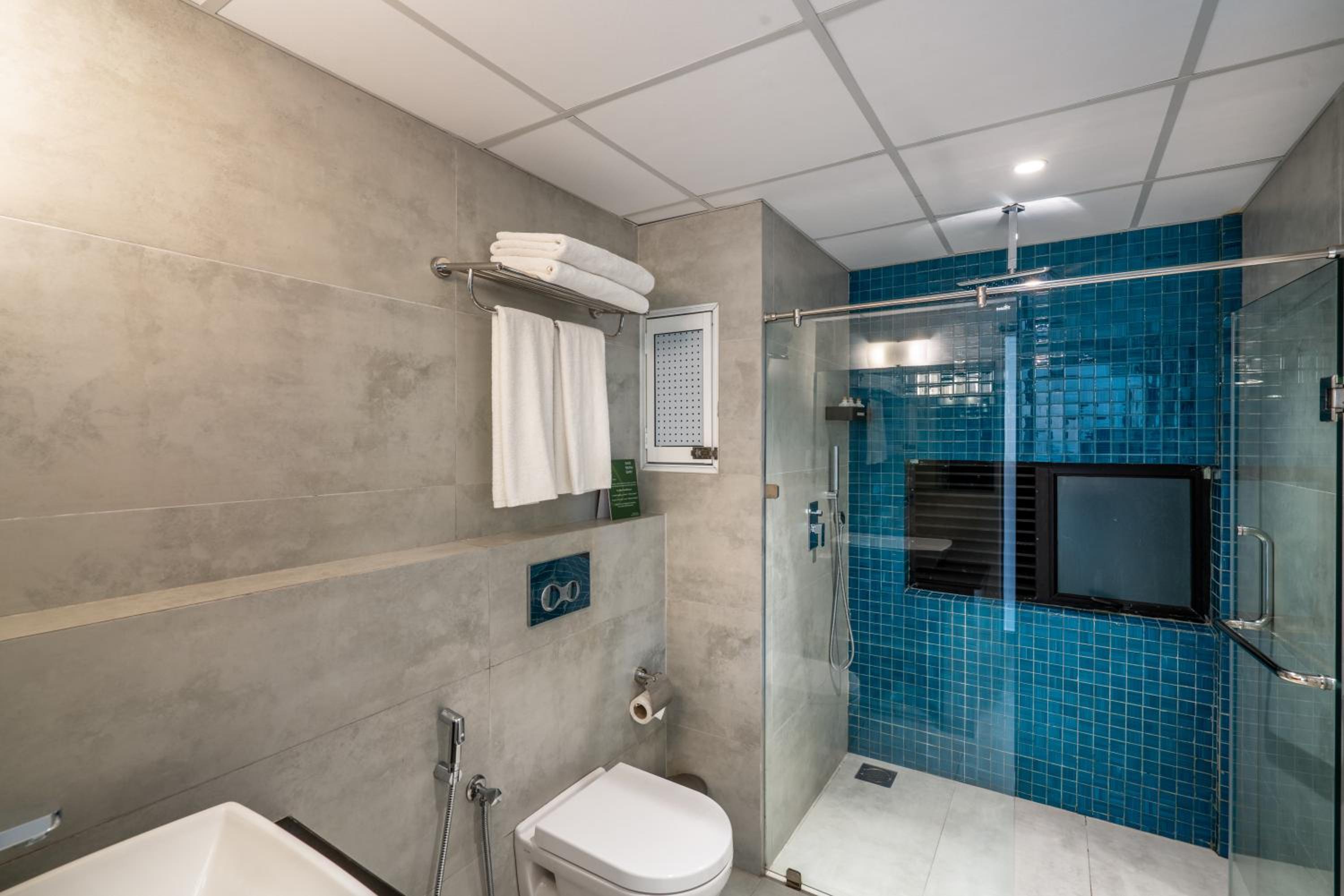 Deluxe Double or Twin Room with Garden View - Photo 16