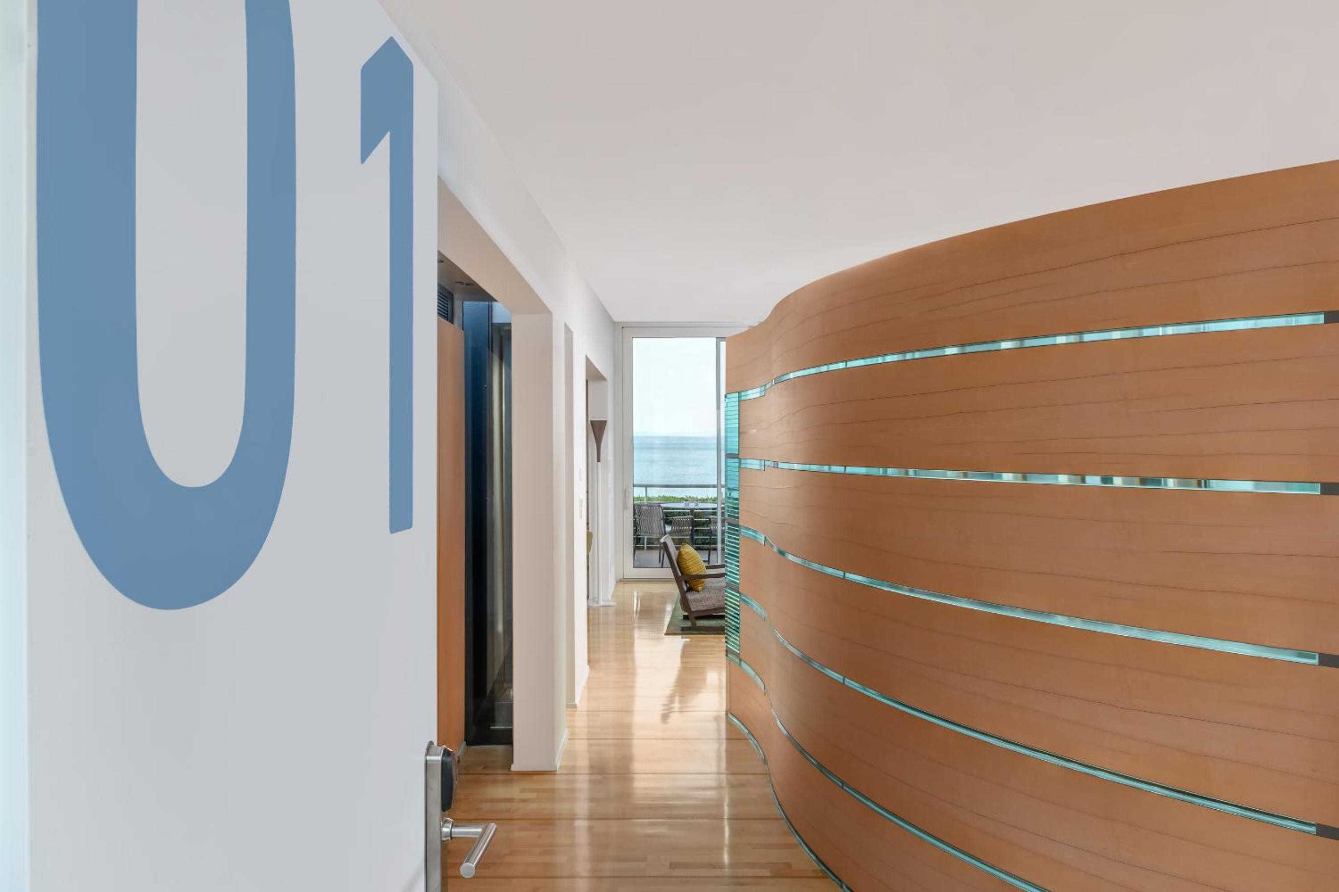 Shore Pavillon - Lake view - Photo 13