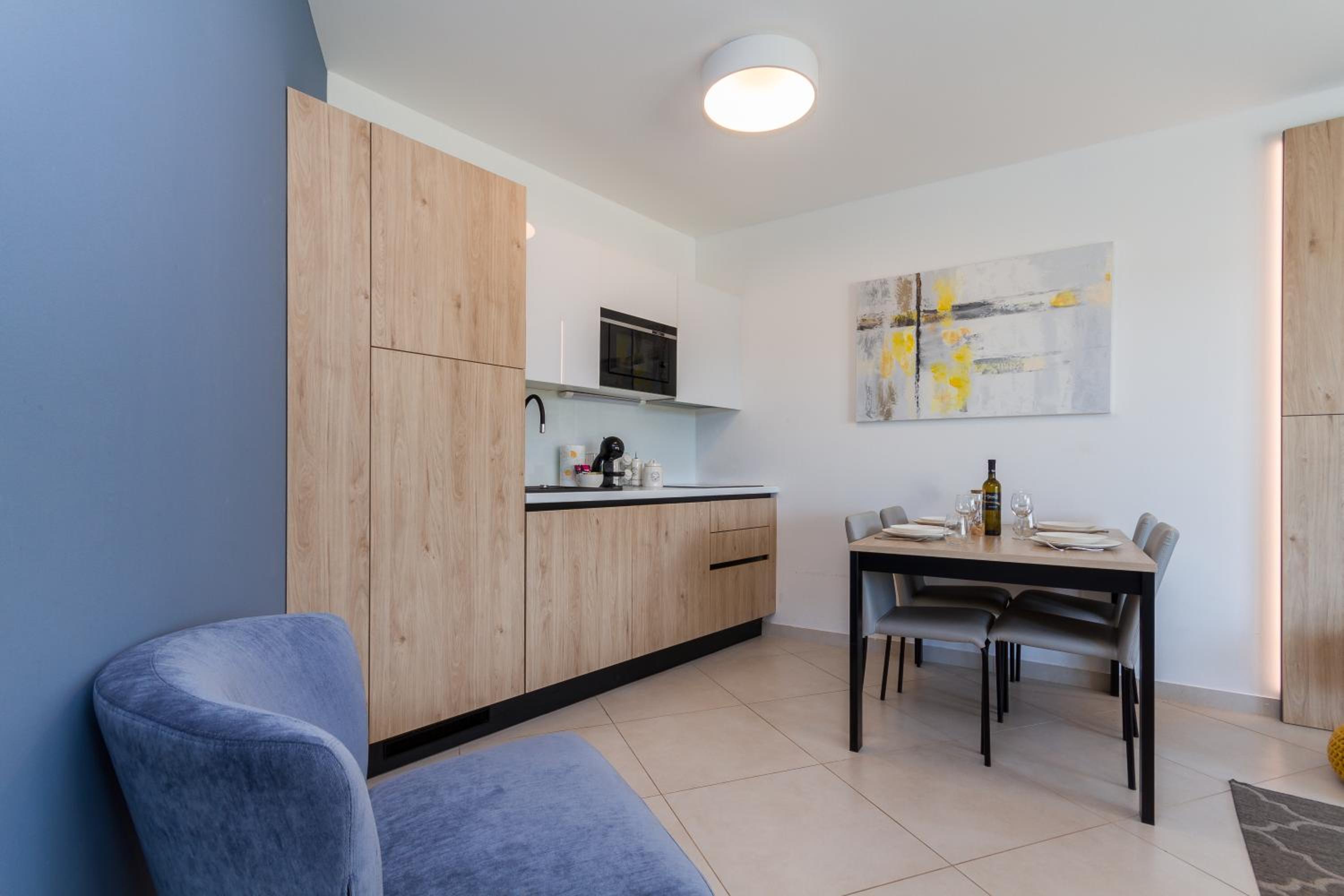 Superior Apartment photo 2