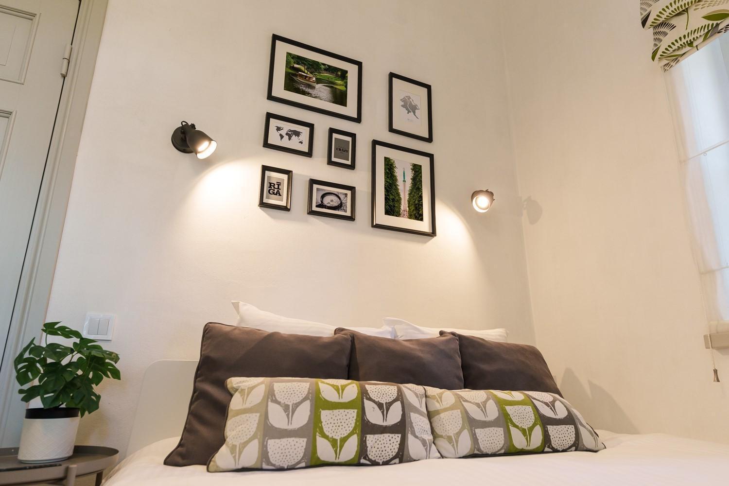 One-Bedroom Apartment - Photo 21