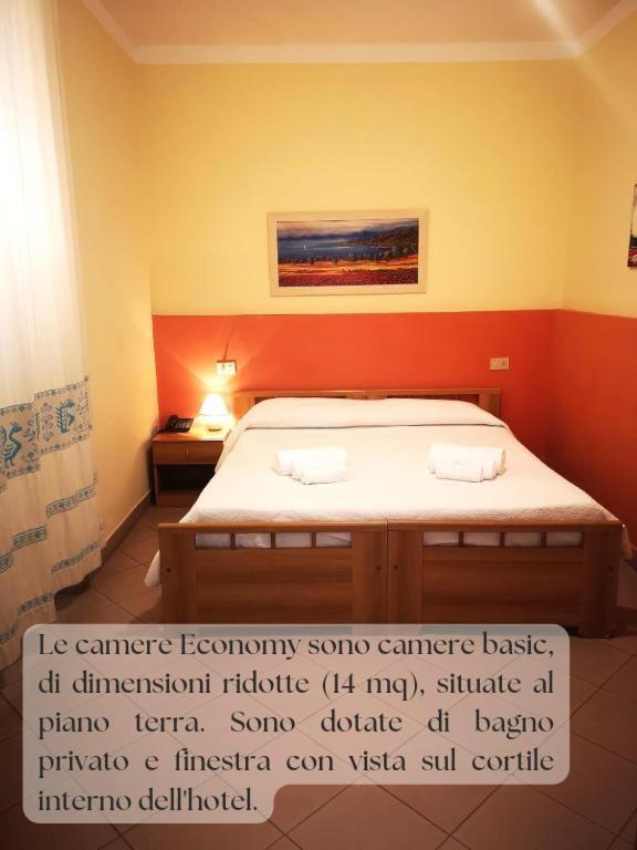 Economy Double Room - Photo 1