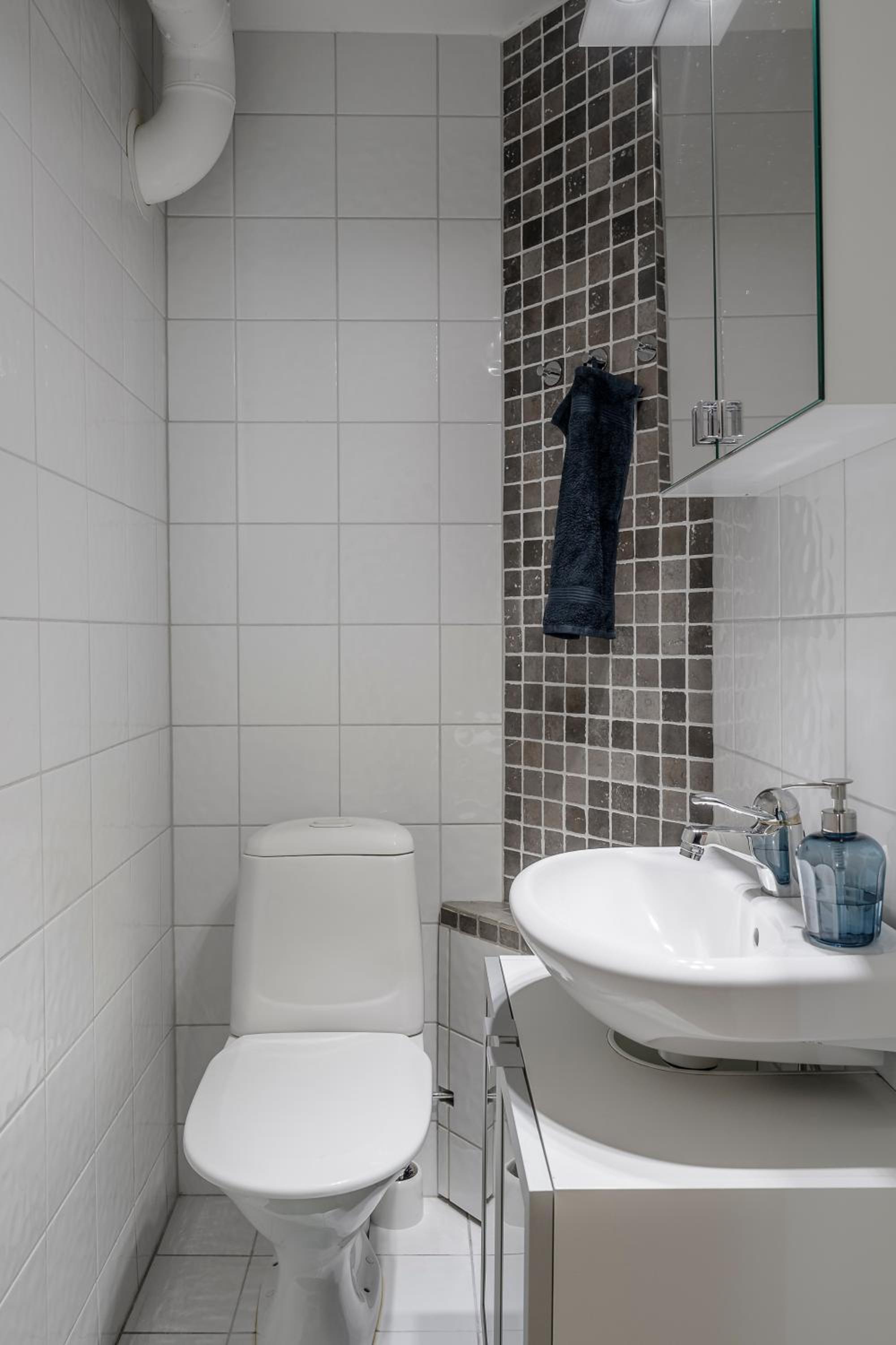 Quadruple Room with Shared Bathroom photo 3