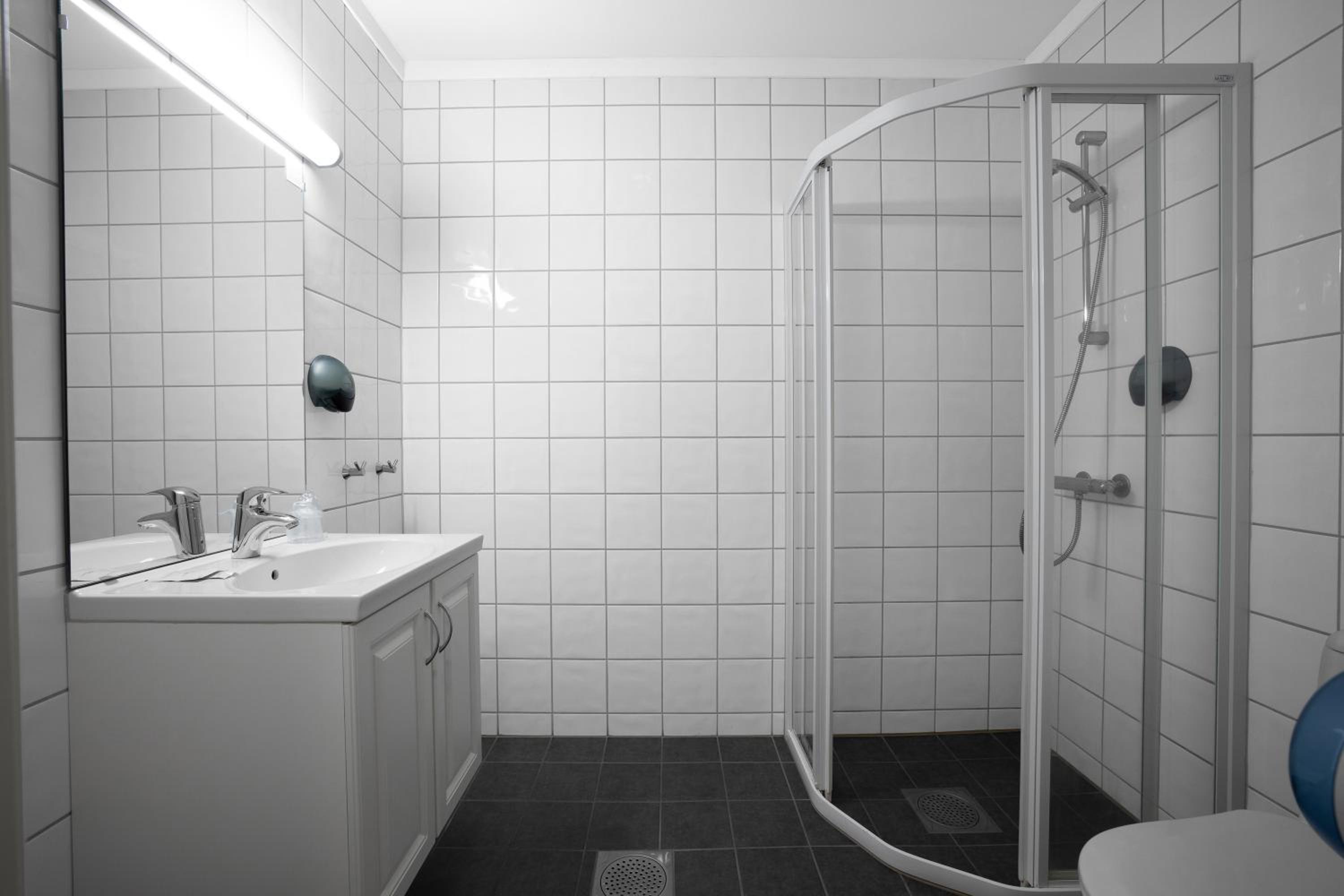 Apartment - Ground Floor photo 3
