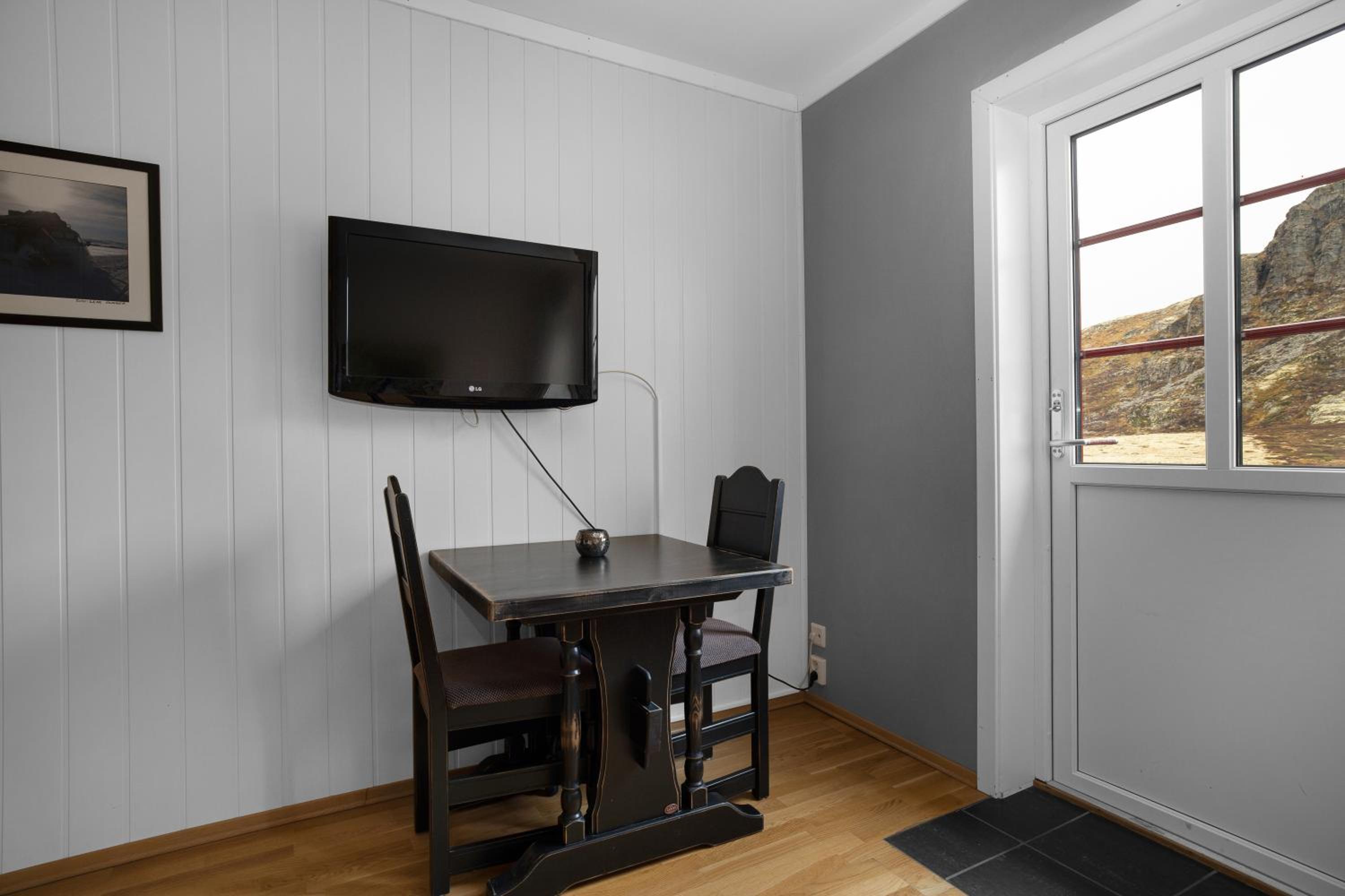Apartment with Lake View photo 1