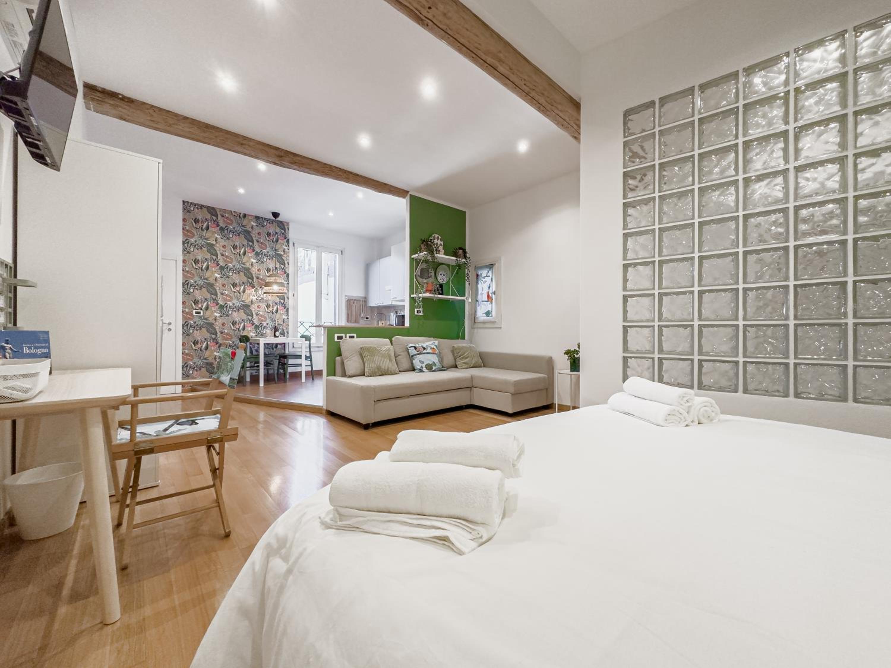 One-Bedroom Apartment