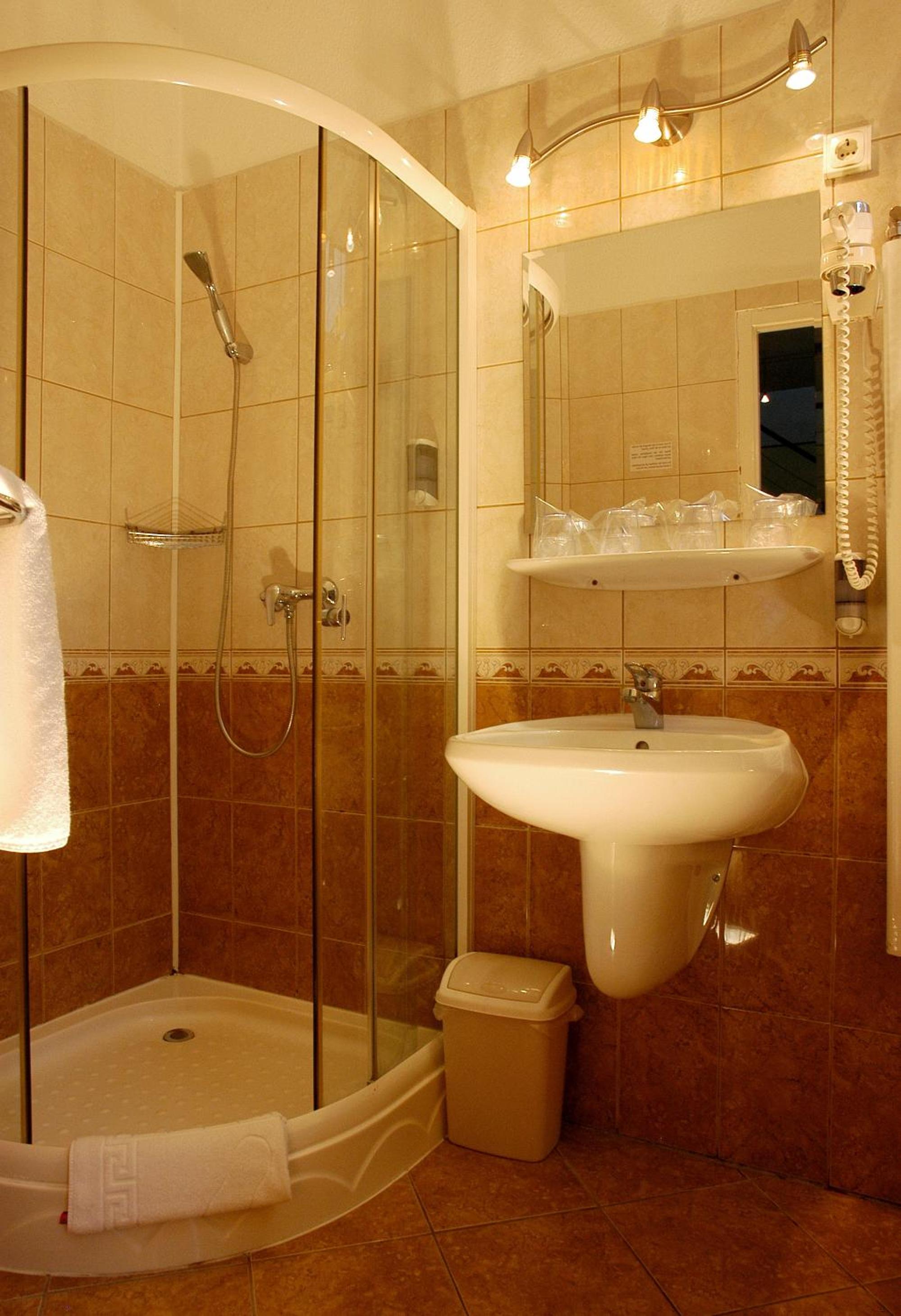 Triple Room - Photo 27