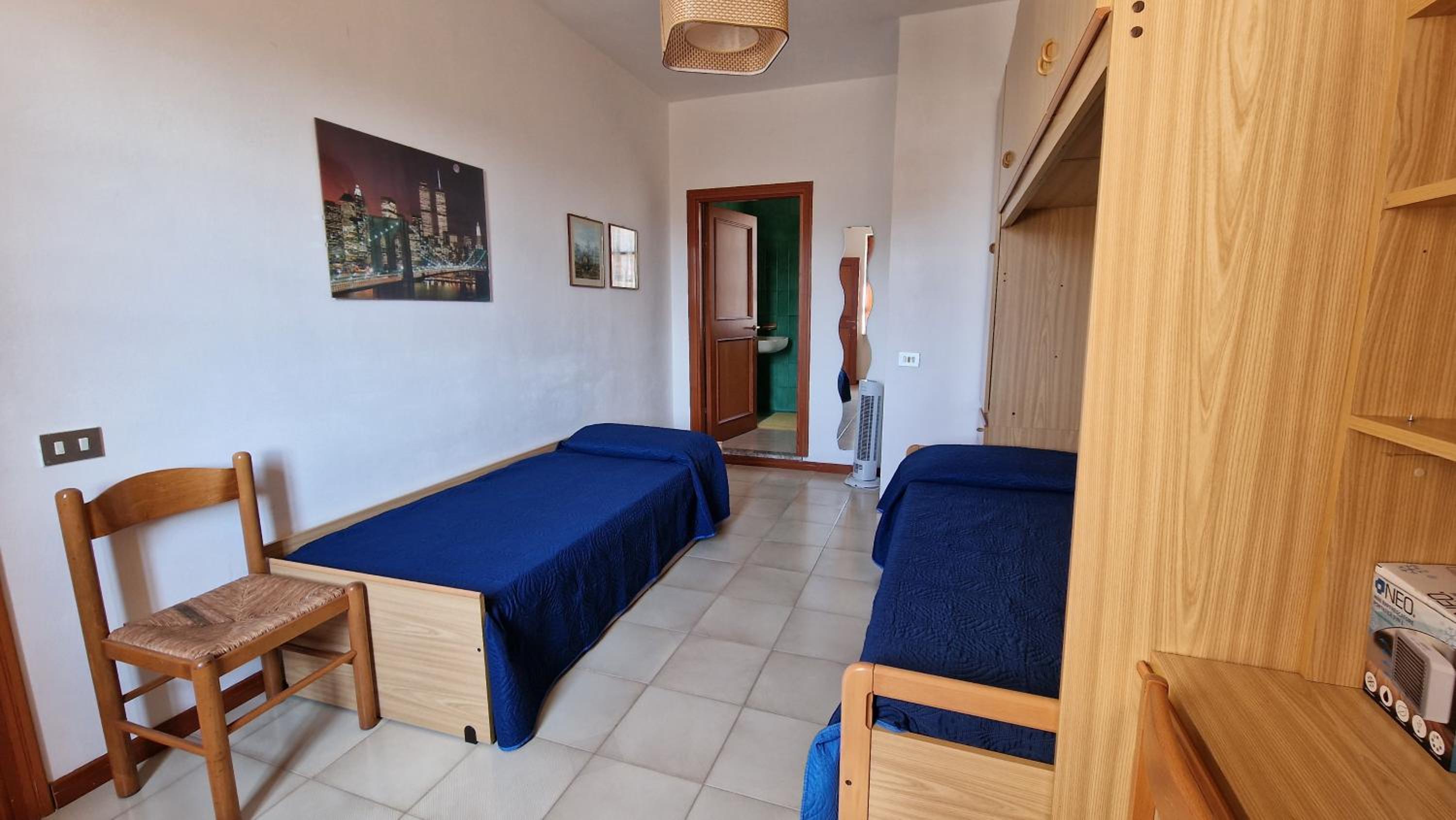 Four-Bedroom House photo 1