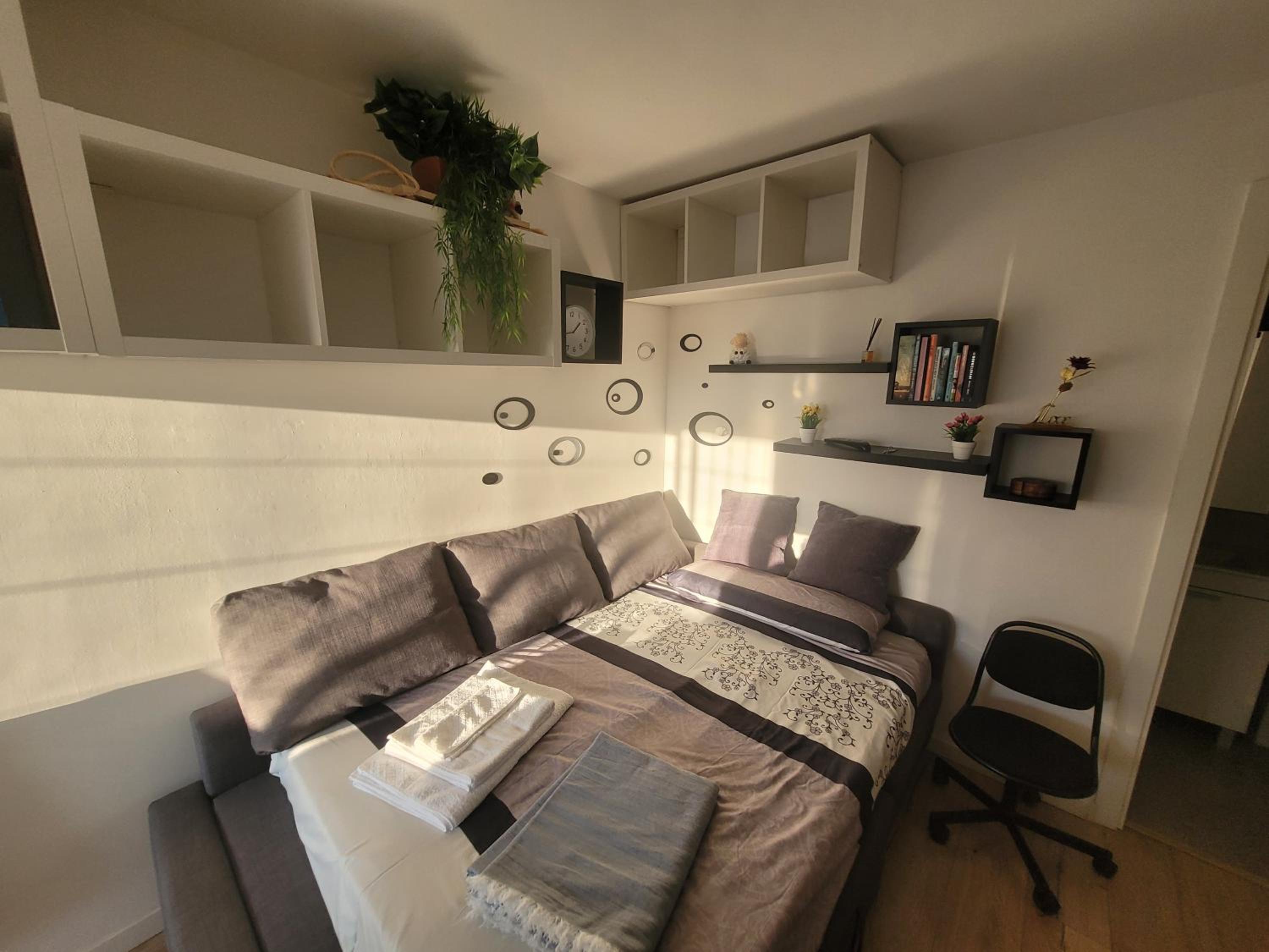 Standard Double Room with Fan photo 3