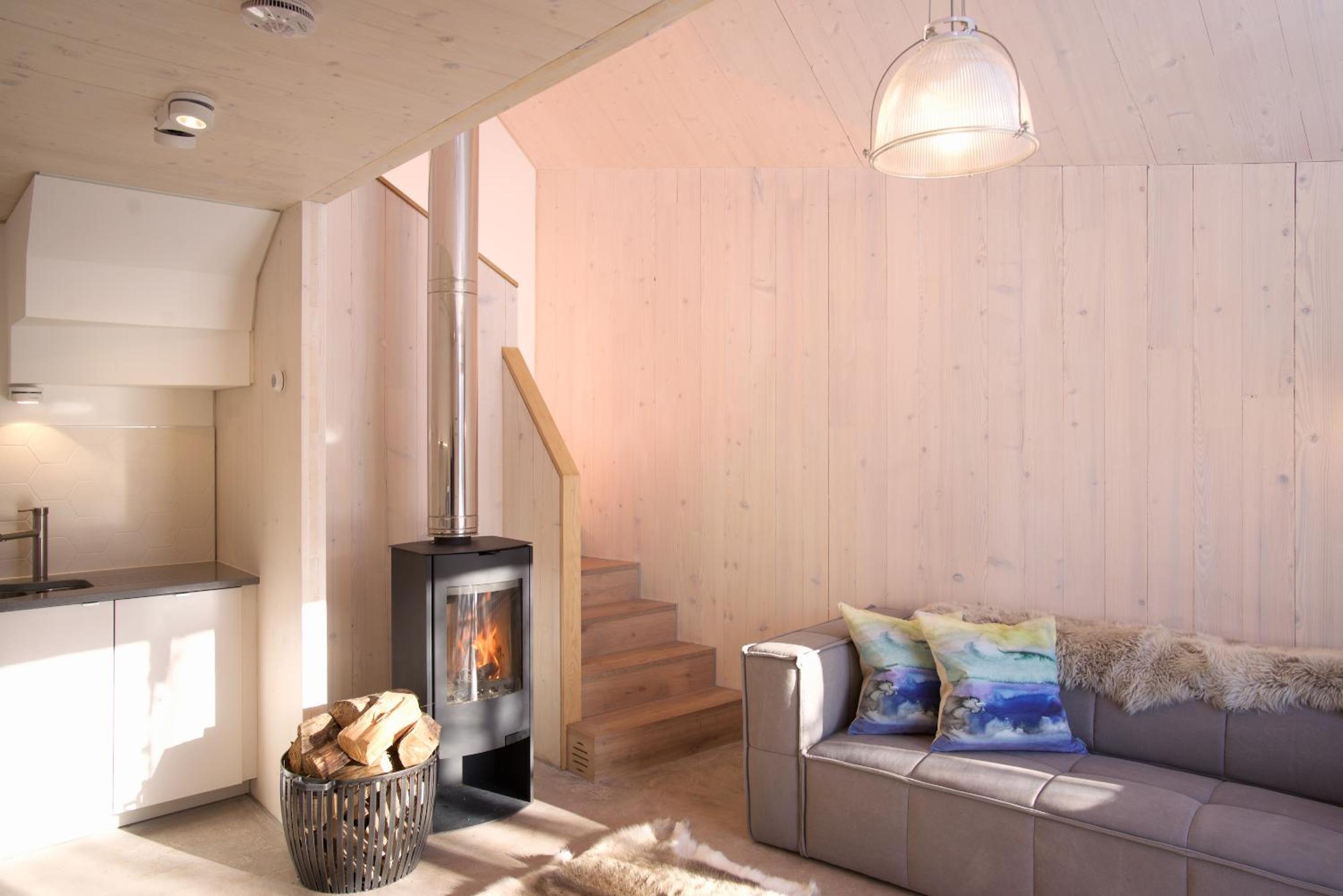 One-Bedroom House photo 2