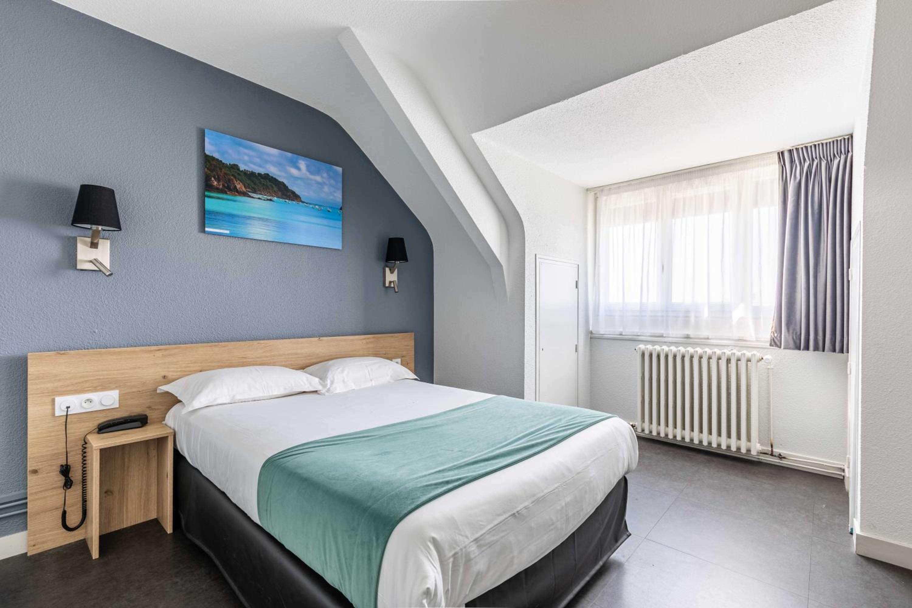 Standard Double Room - Photo 1