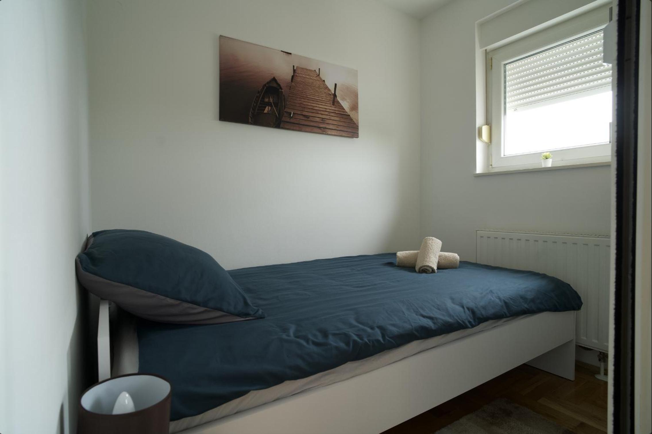 Studio Apartment photo 1