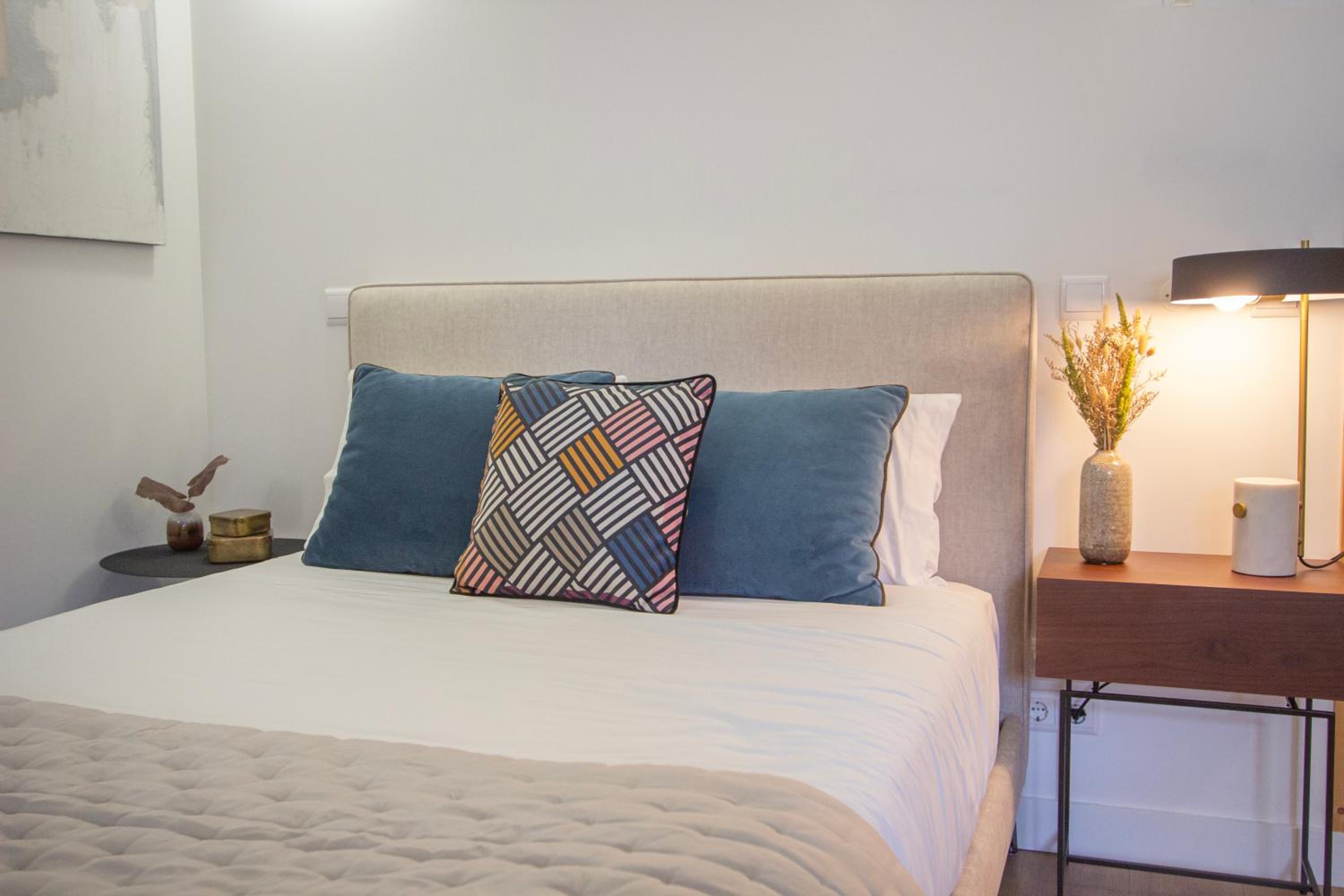 Studio Apartment - Photo 11
