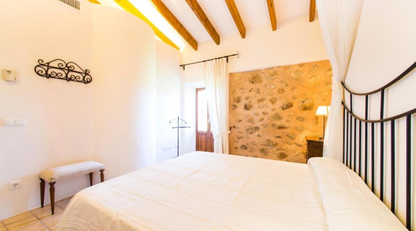 Es Colomer: One-Bedroom Apartment - Penthouse (2 Adults + 1 Child)