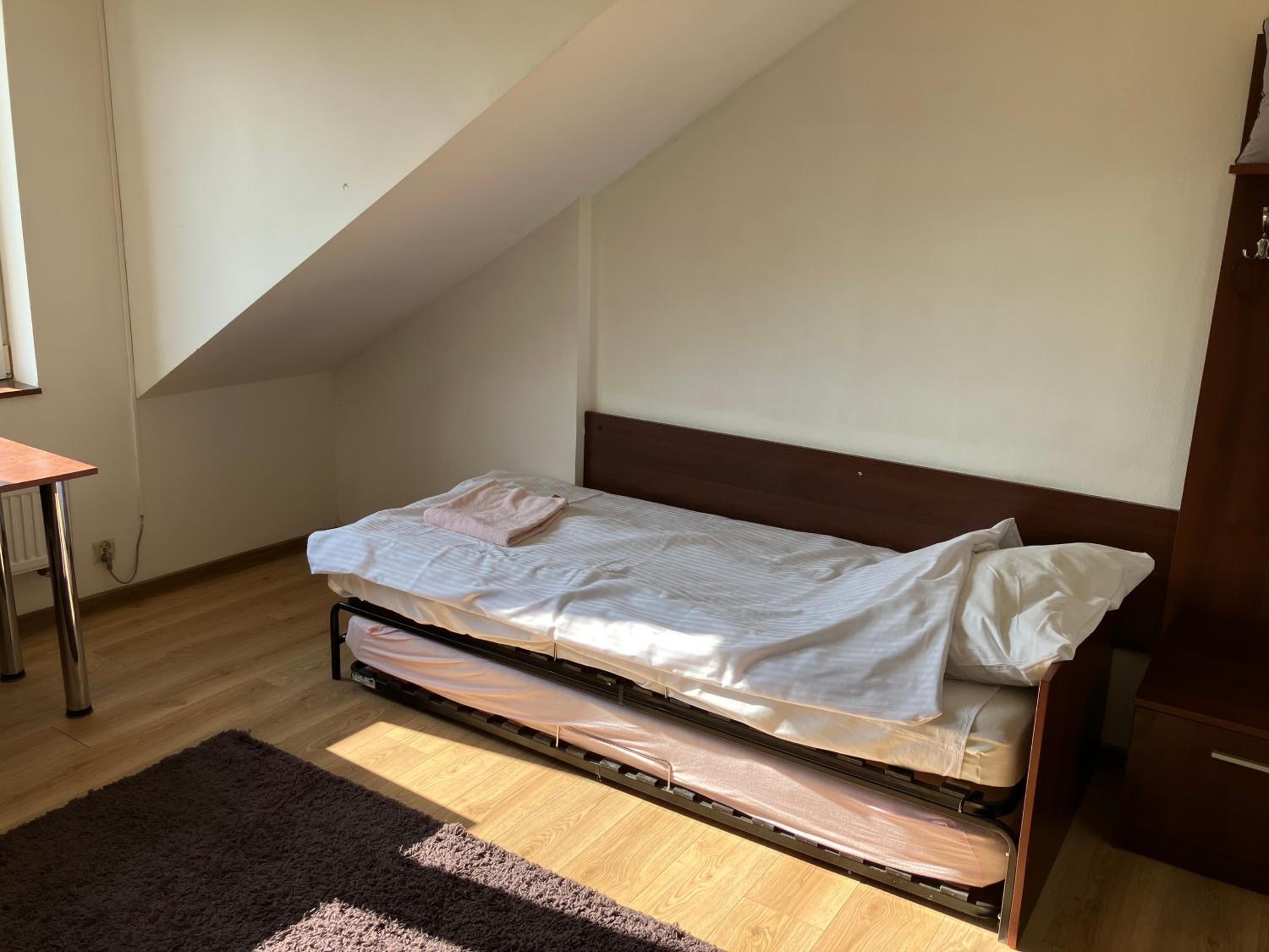Double Room with Private Bathroom - Photo 1
