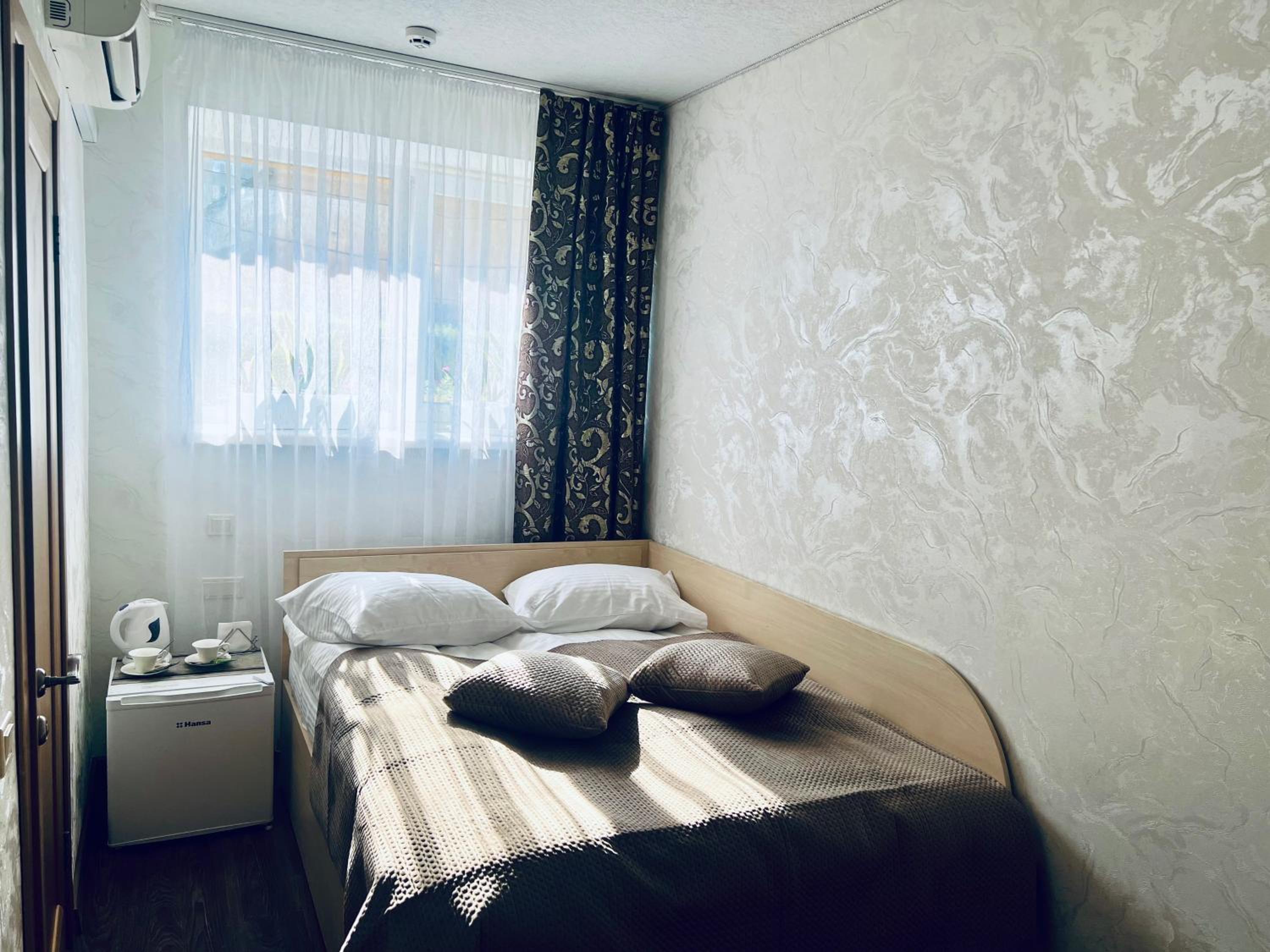 Standard Double Room photo 2