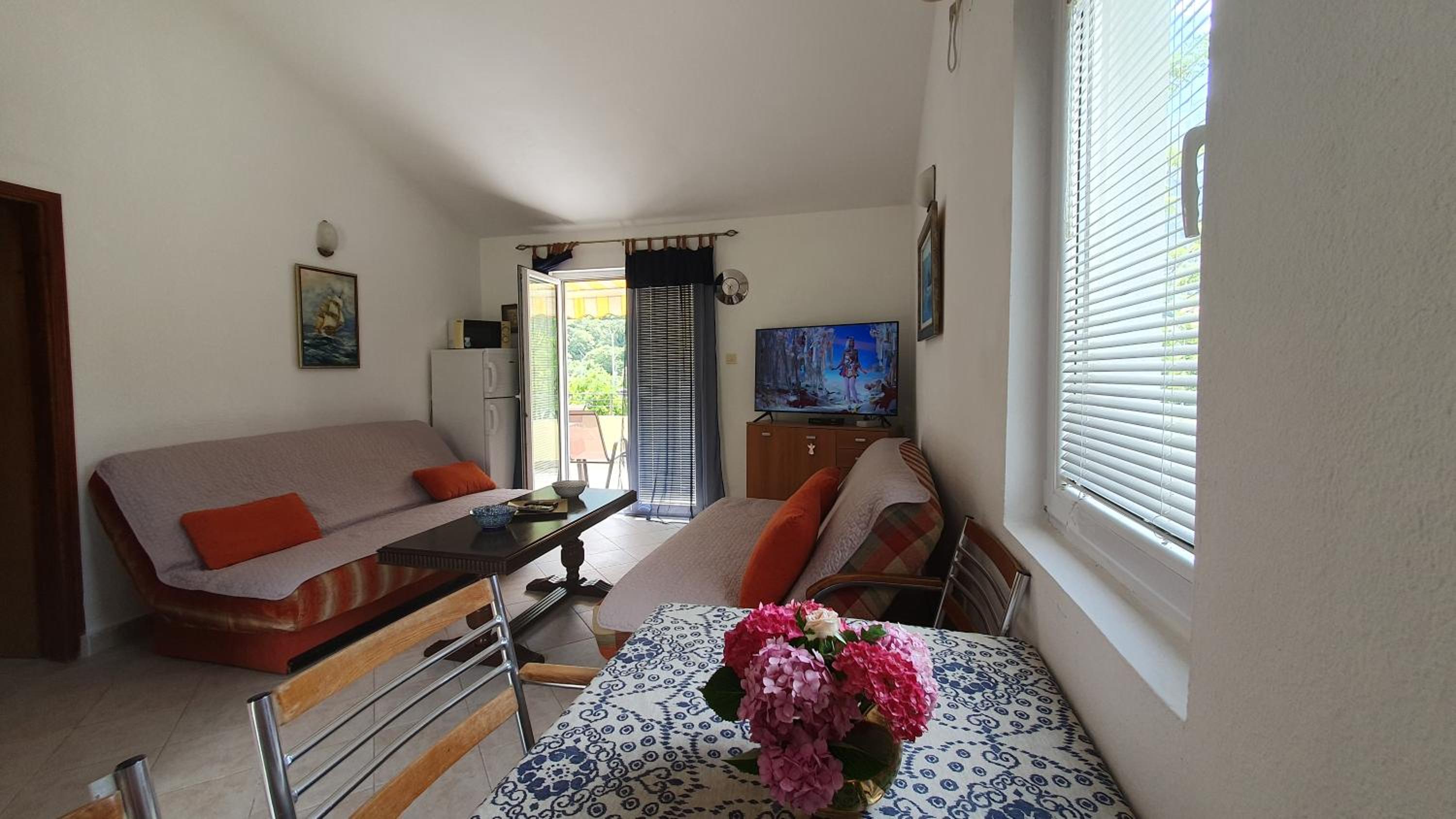 Two-Bedroom Apartment photo 2