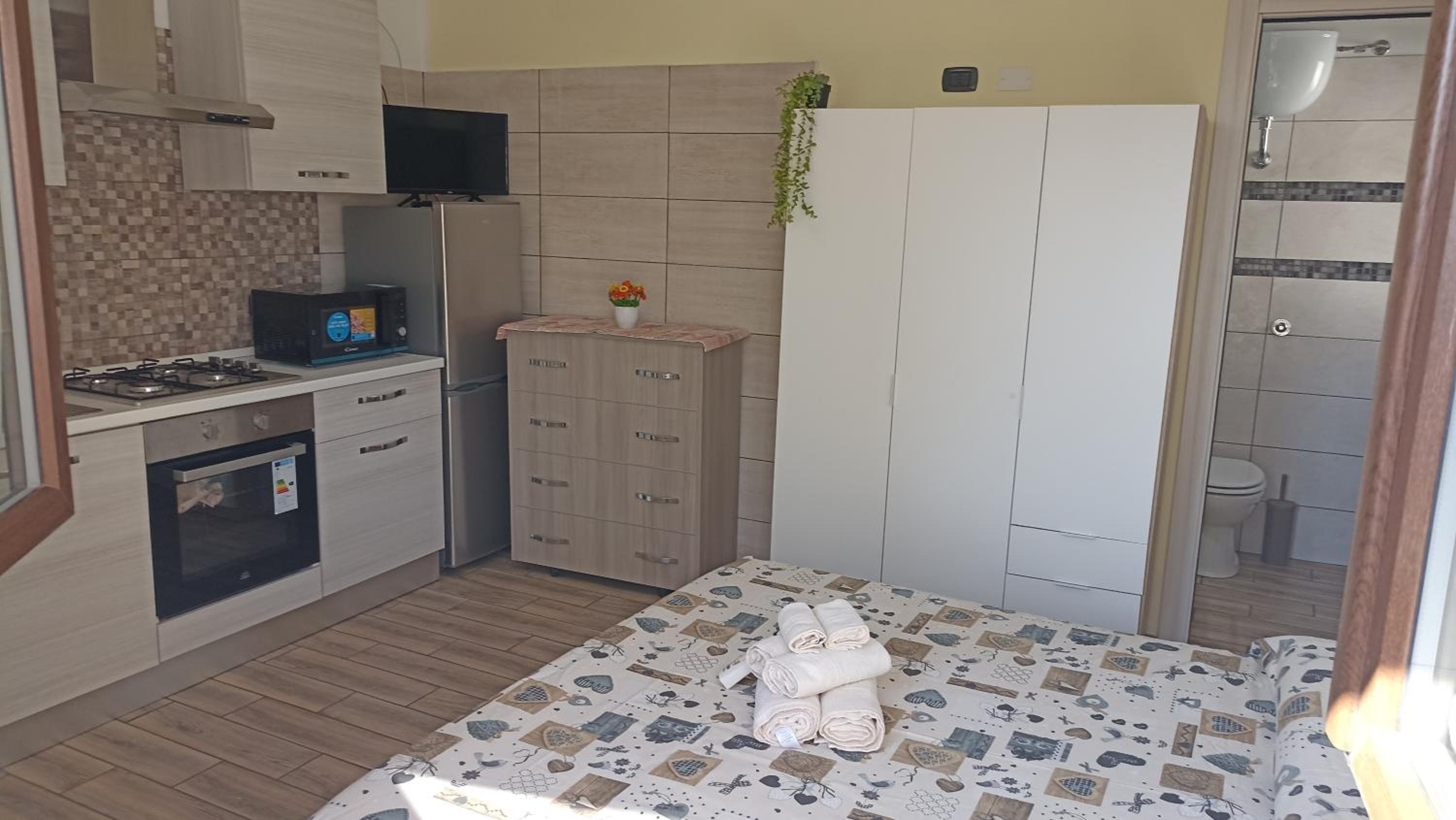 Deluxe Room - Photo 24
