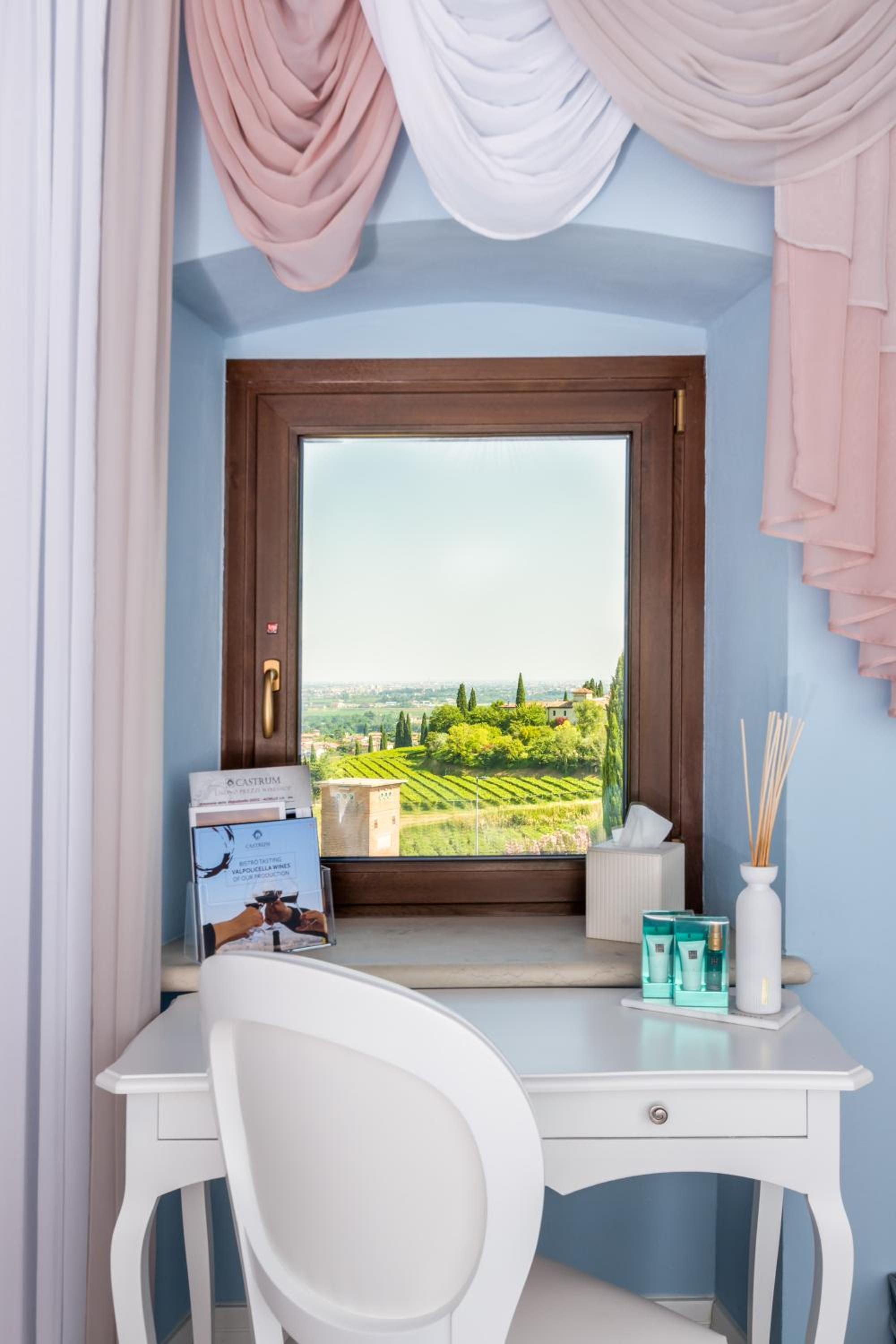 Superior Suite photo 2