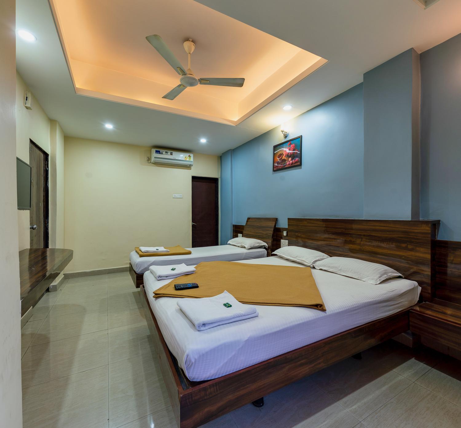Superior Triple Room photo 3