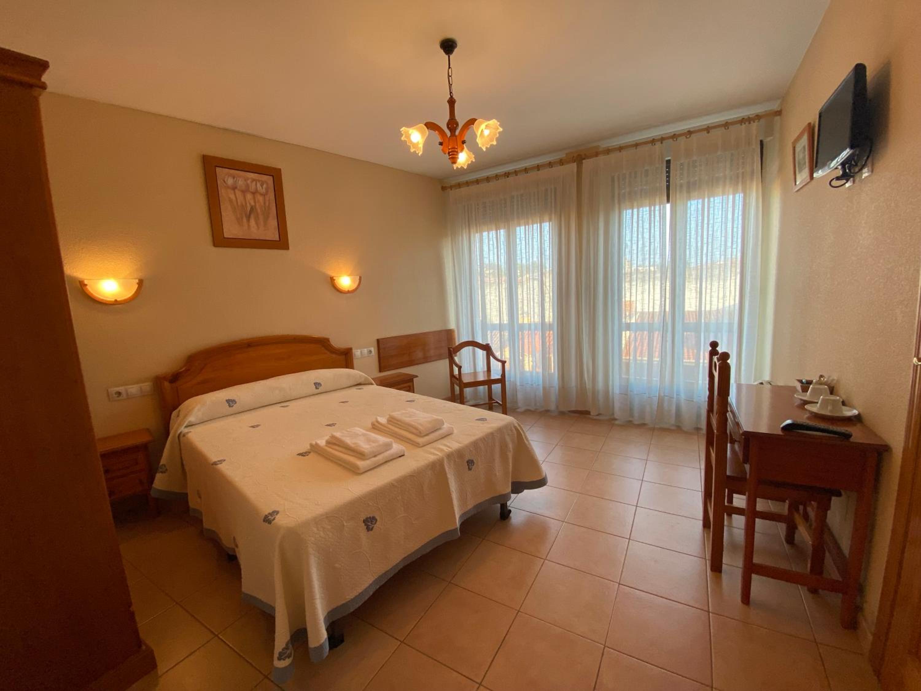Habitación Doble con Baño Privado