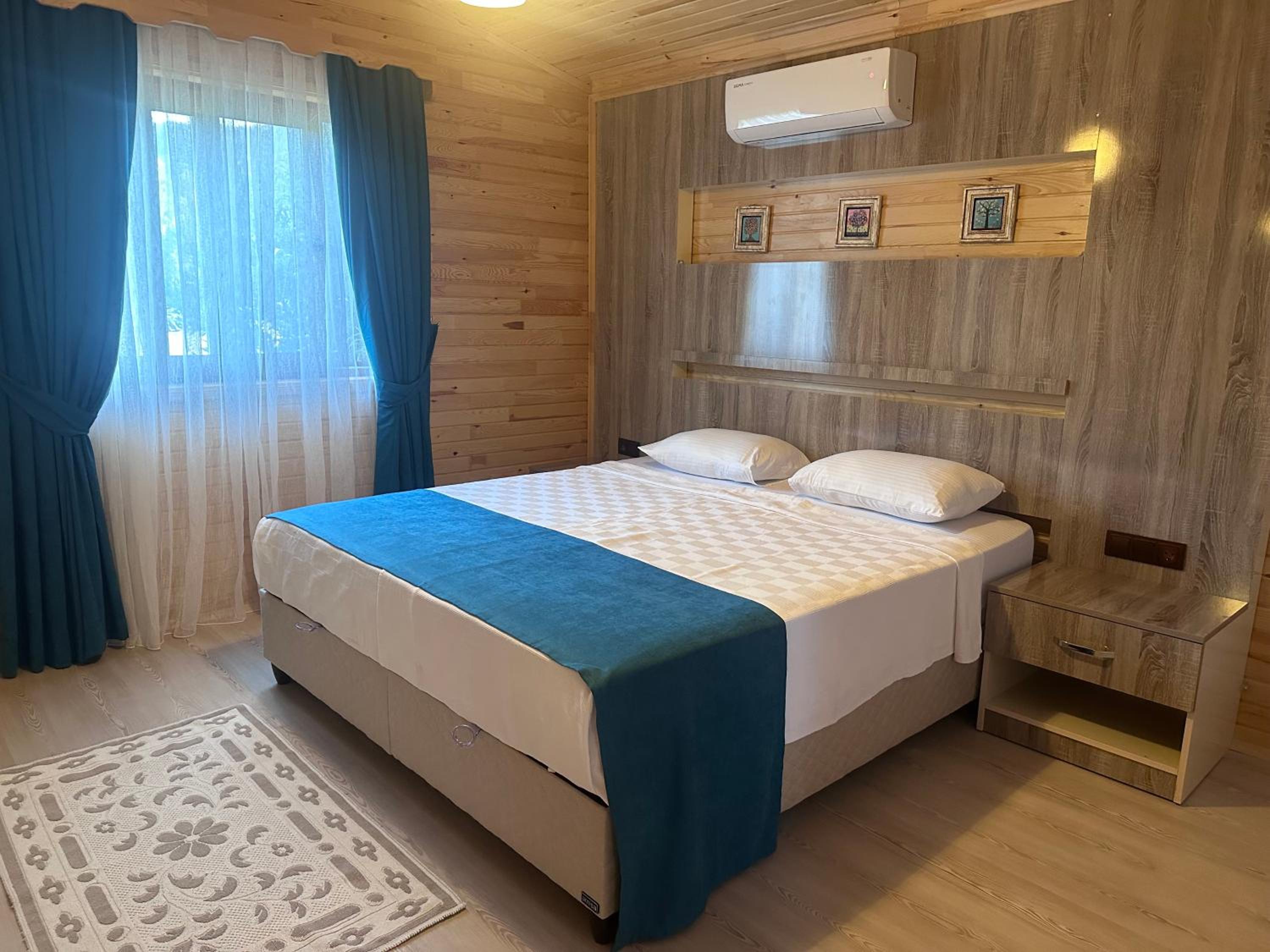 One-Bedroom Bungalow photo 3