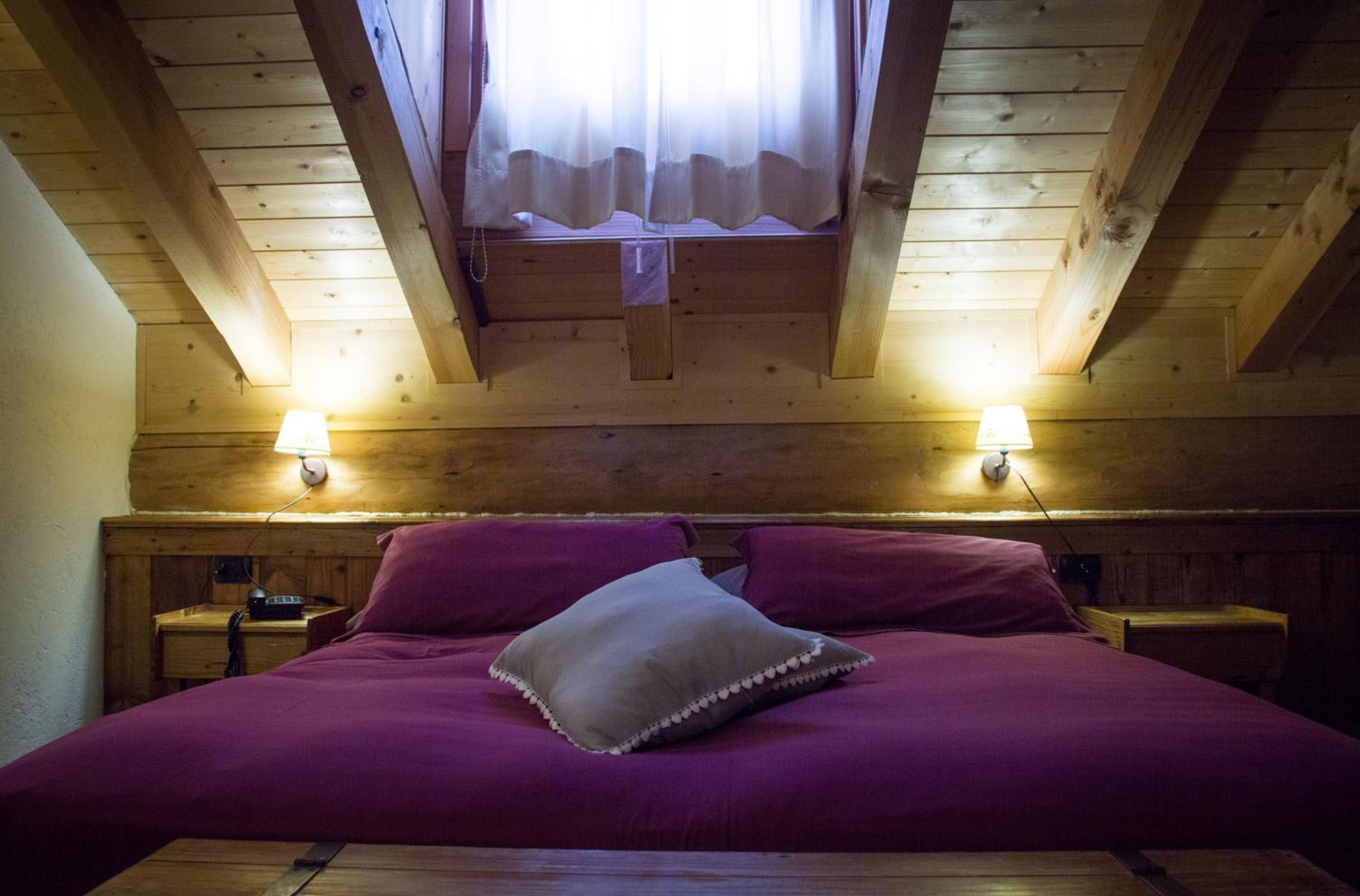 Double or Twin Room - Attic - Photo 22