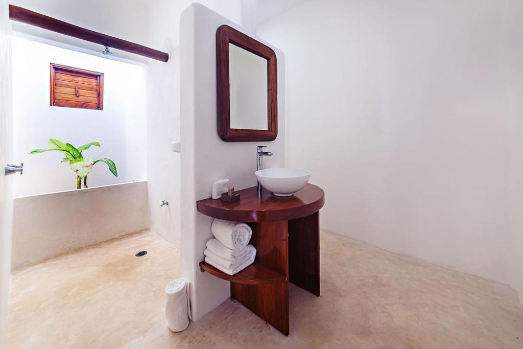 Deluxe Suite - Photo 33