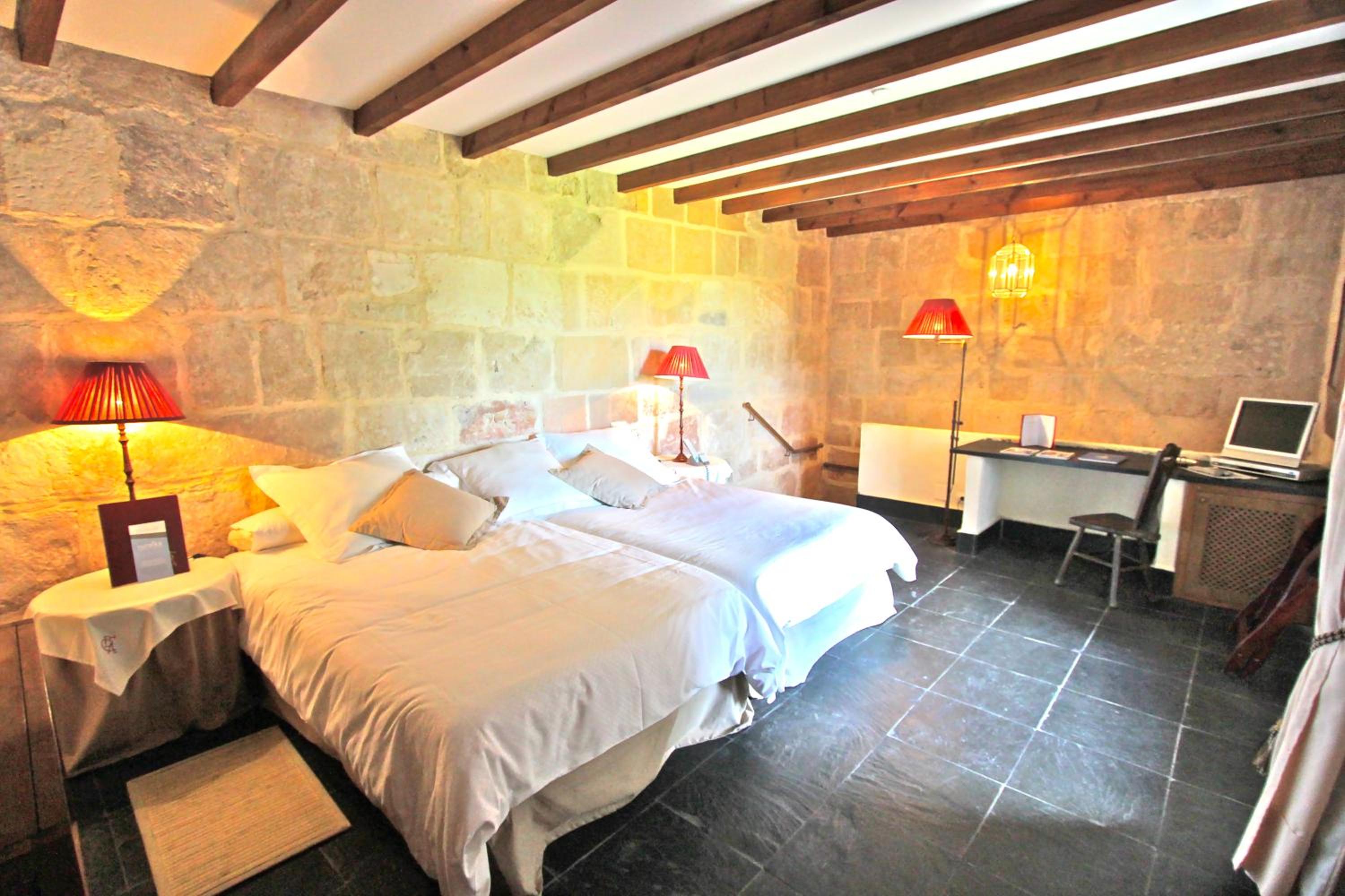 Superior Double or Twin Room photo 2