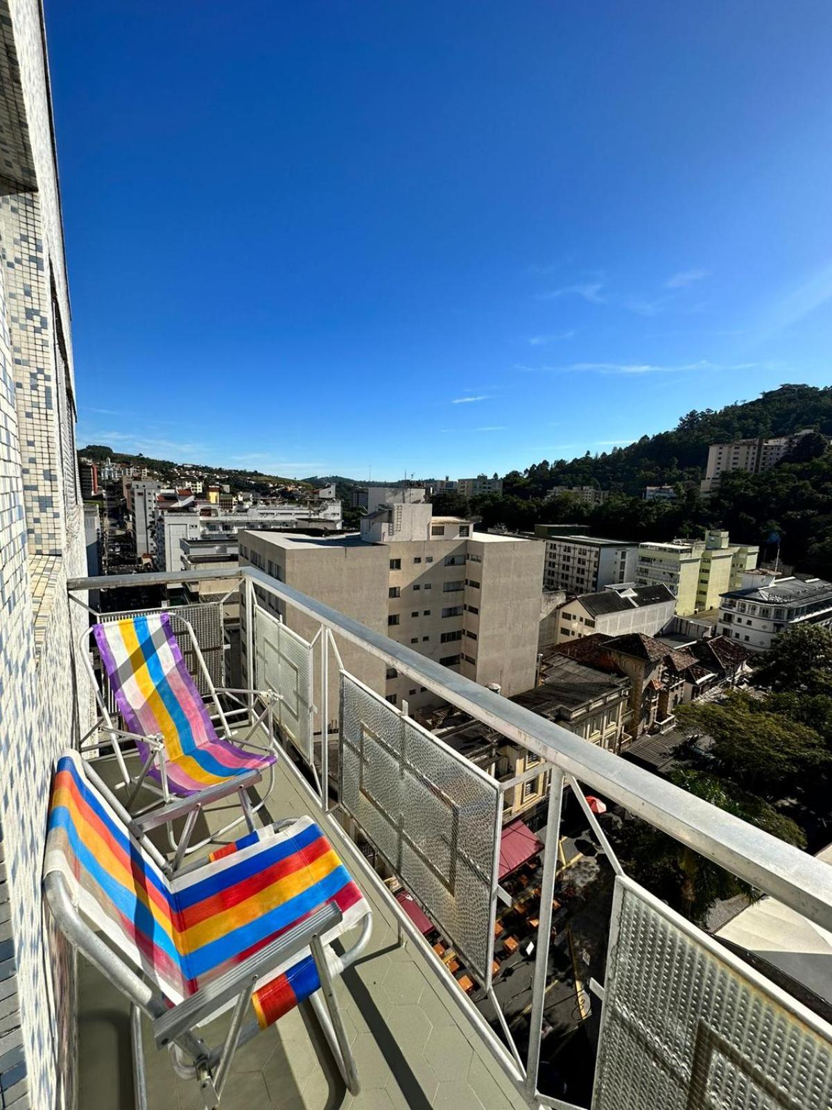 Apartment with Mountain View photo 2