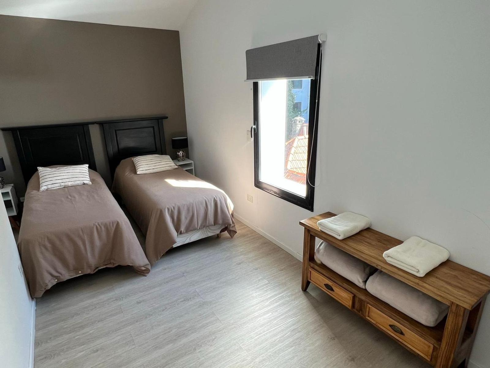 Apartment with Lake View photo 2