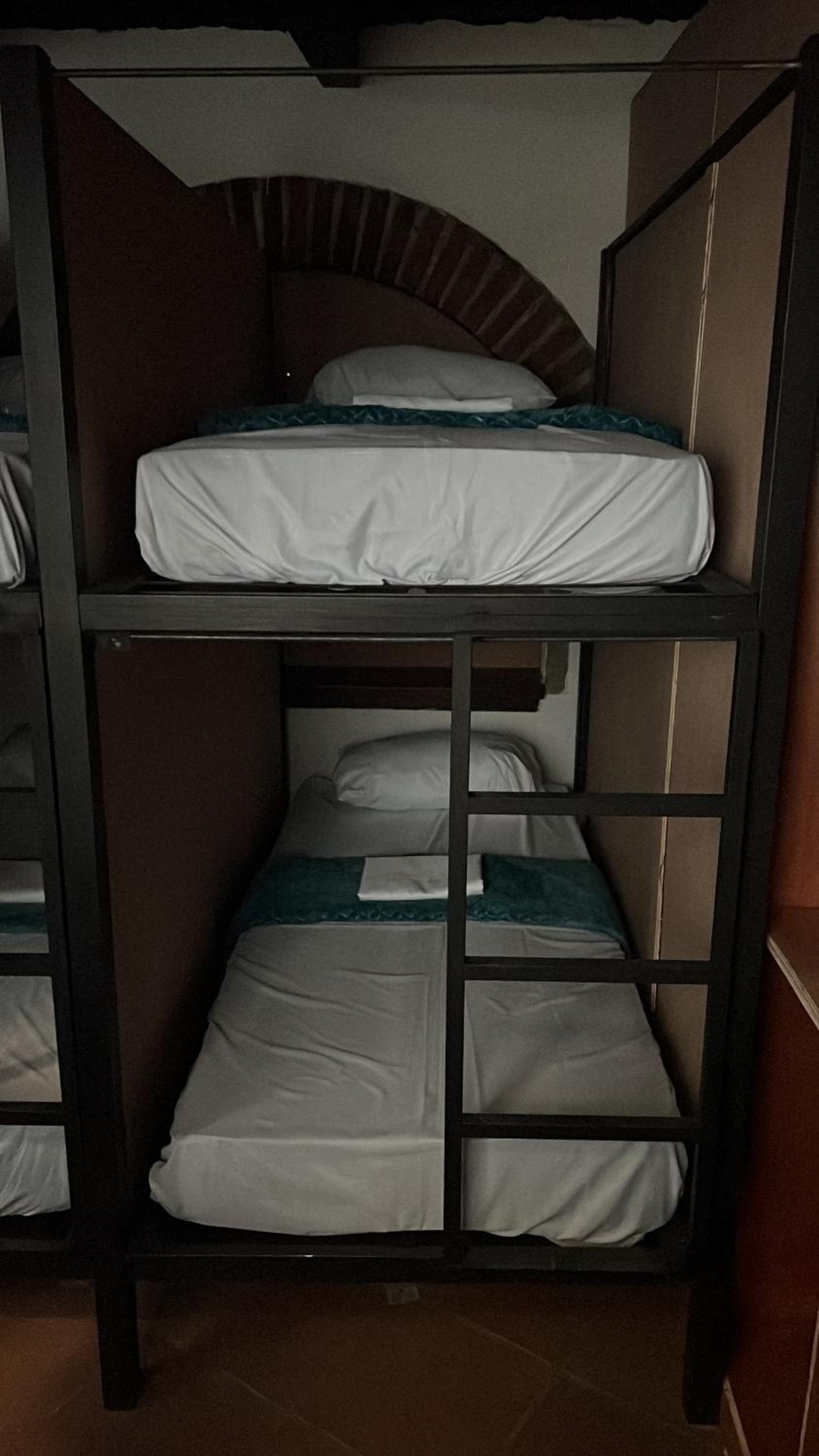 Single Bed in Dormitory Room photo 2