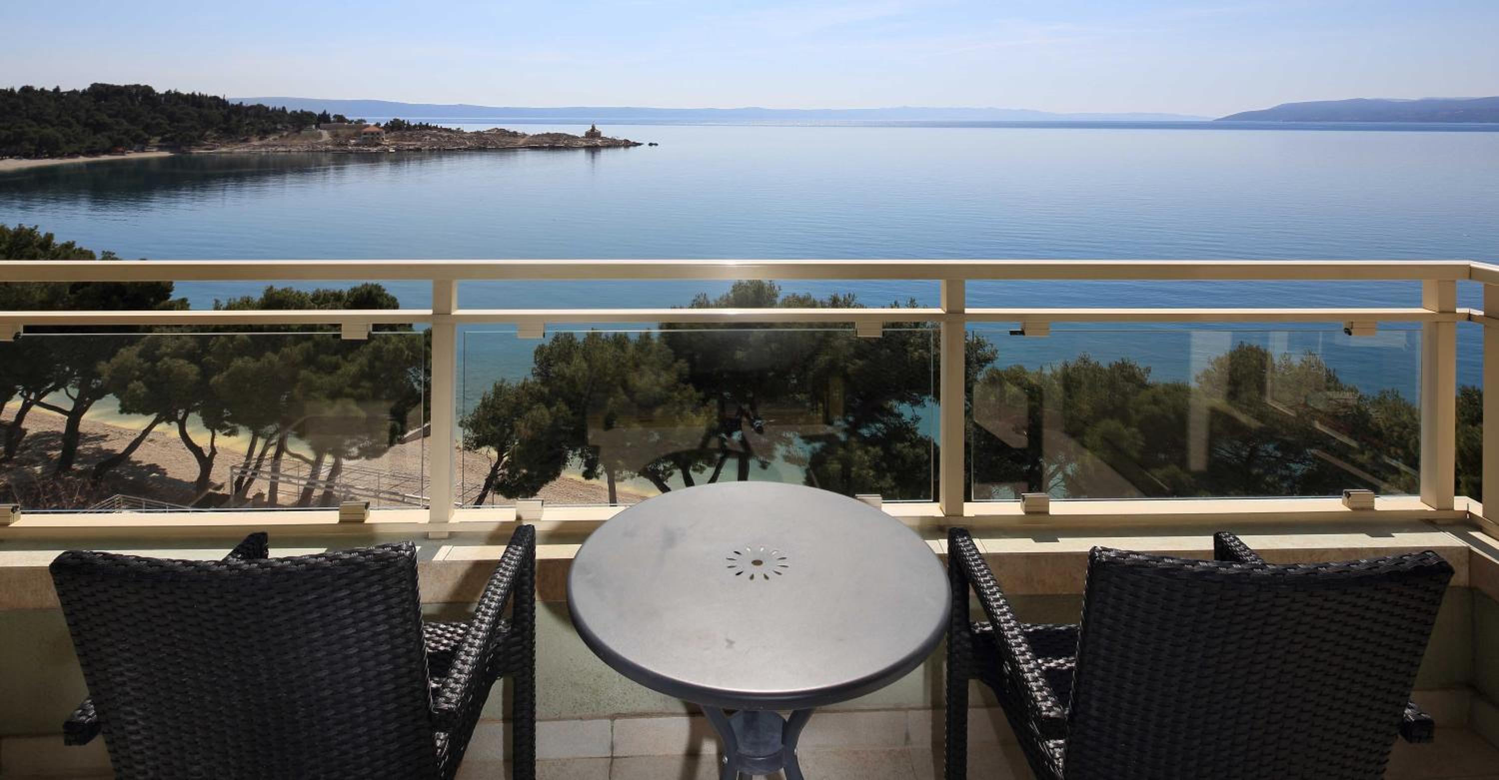 Superior Suite with Balcony with Sea View - Photo 5