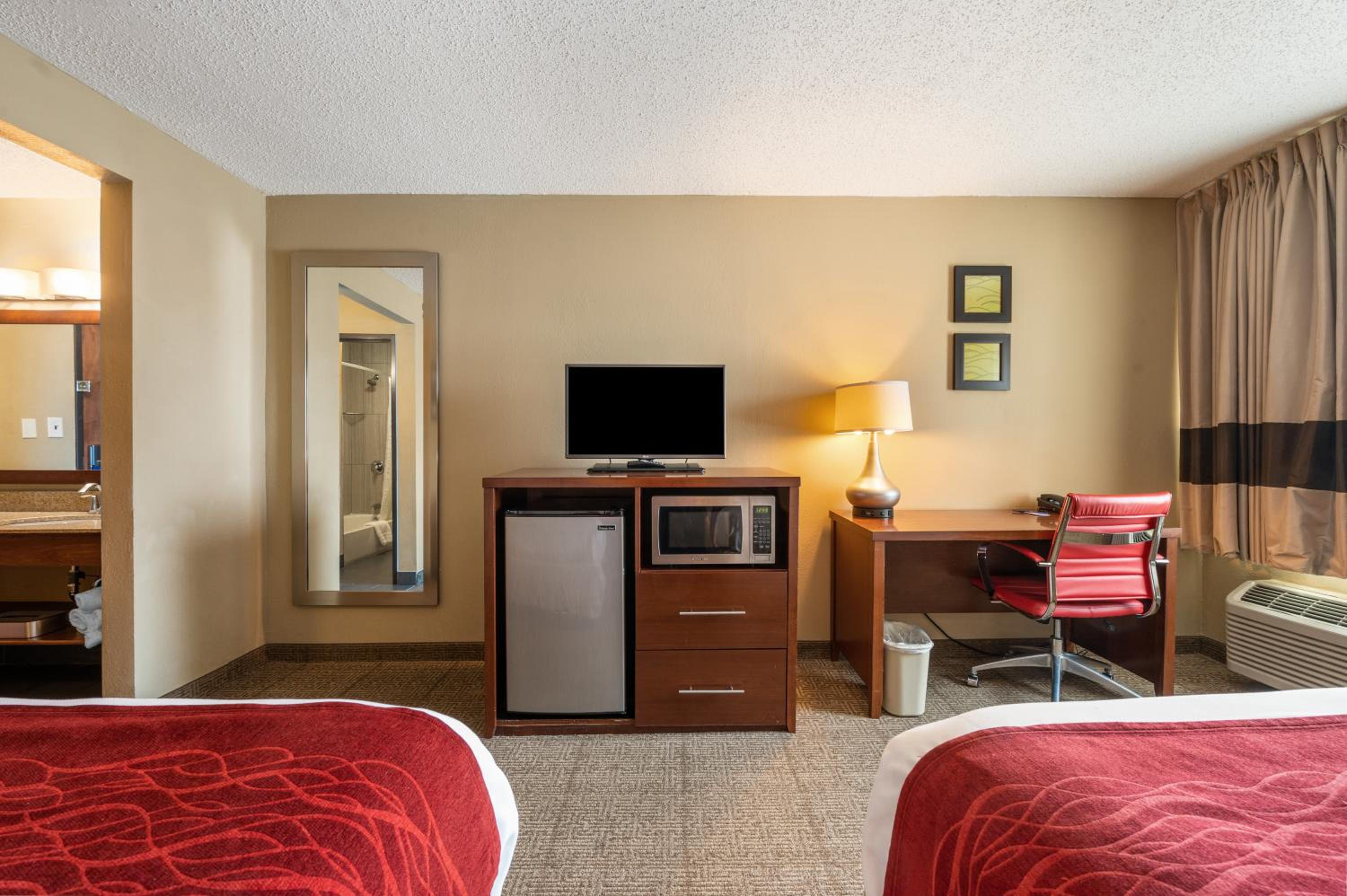 Double Room with Two Double Beds - Non-Smoking - Photo 3