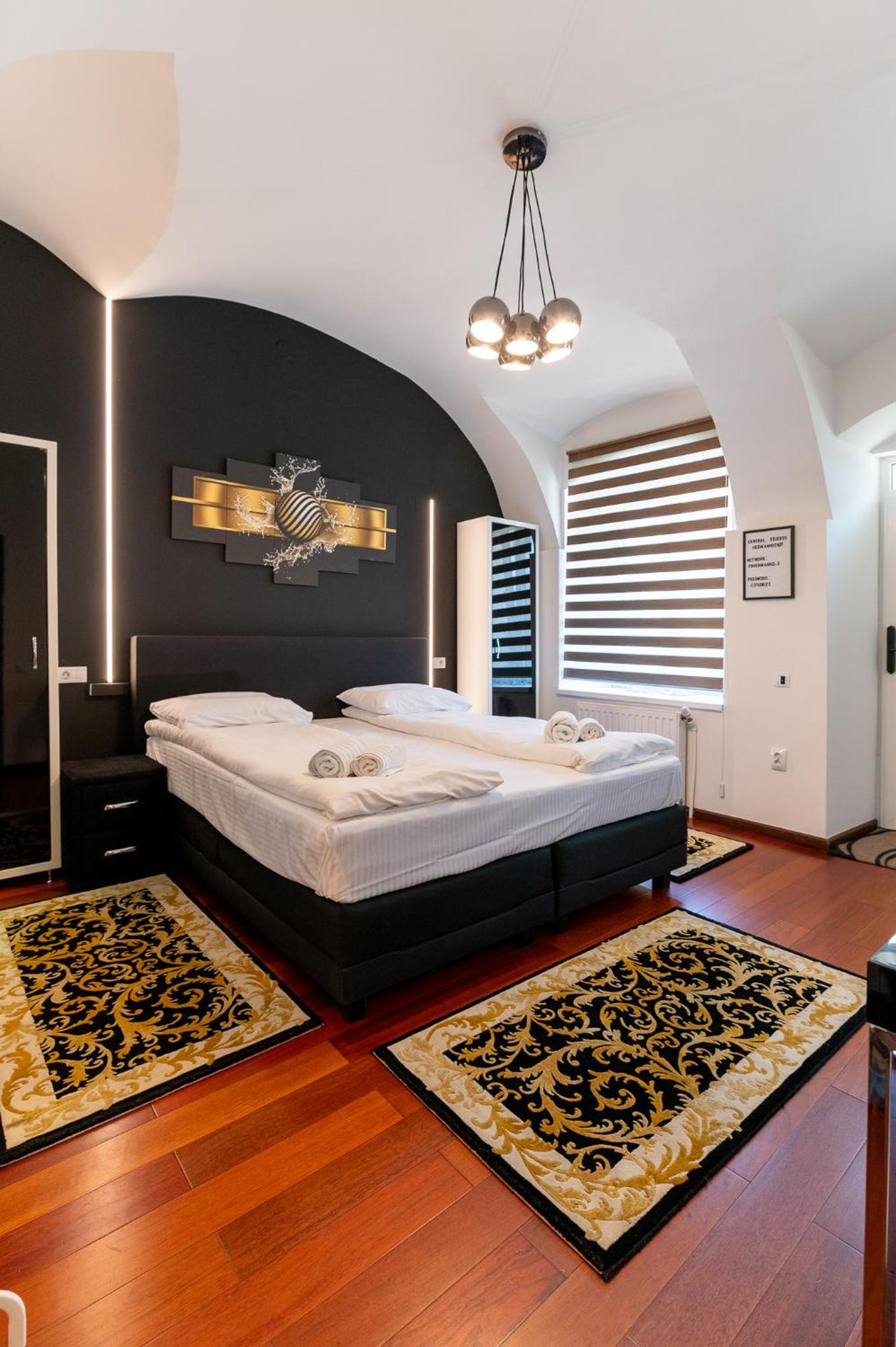 Superior Suite - Split Level