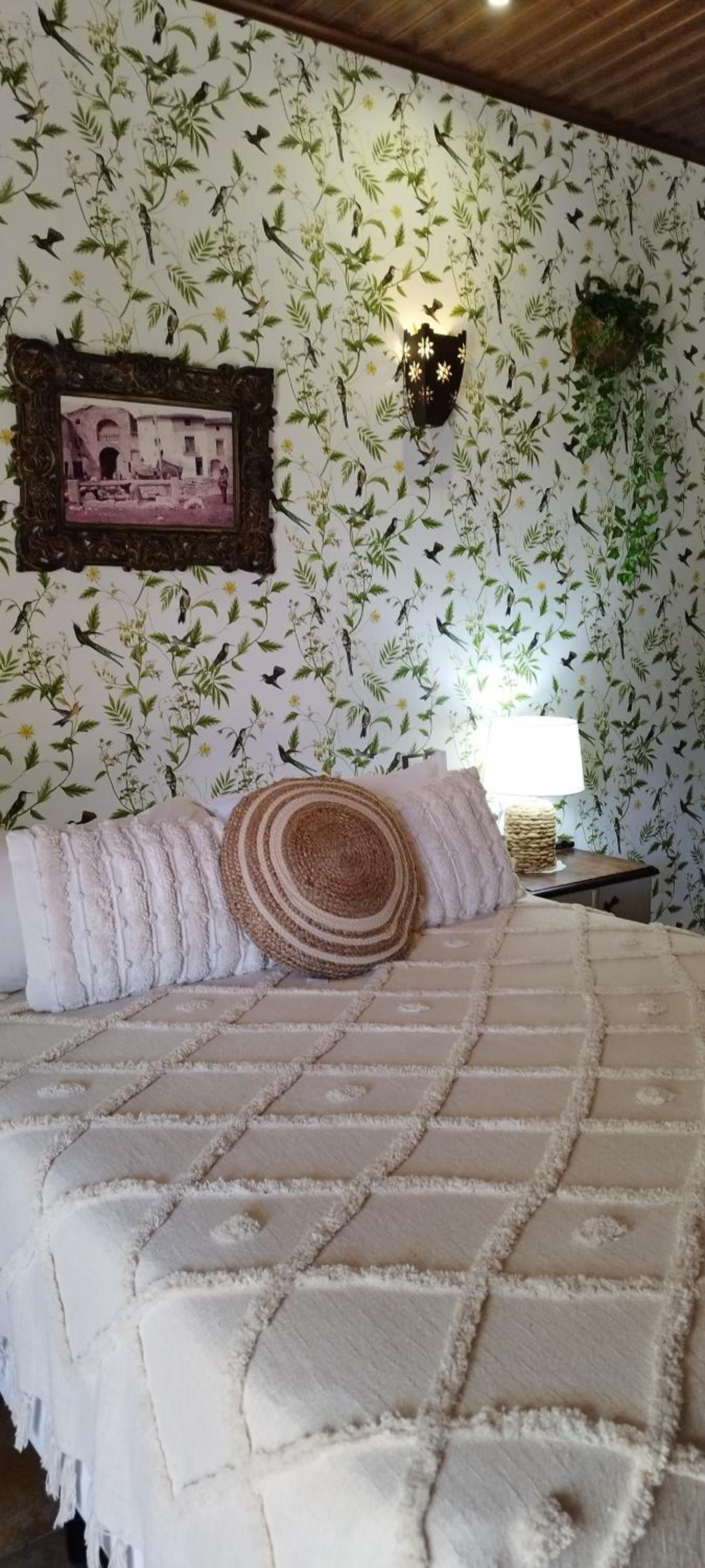 Double or Twin Room - Photo 6