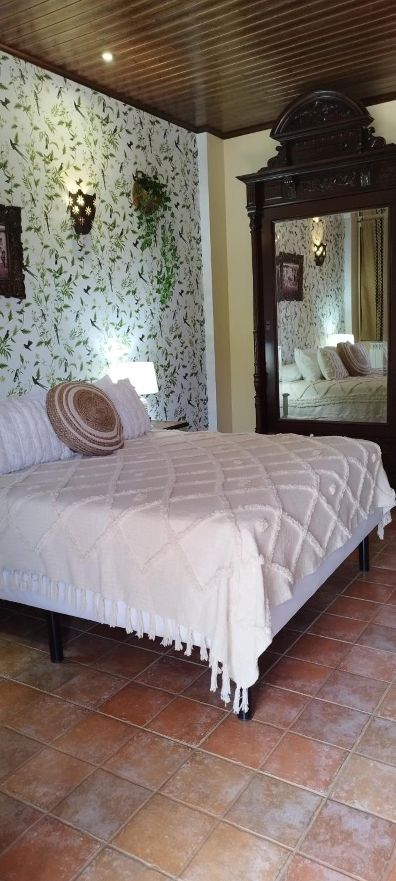 Double or Twin Room - Photo 7