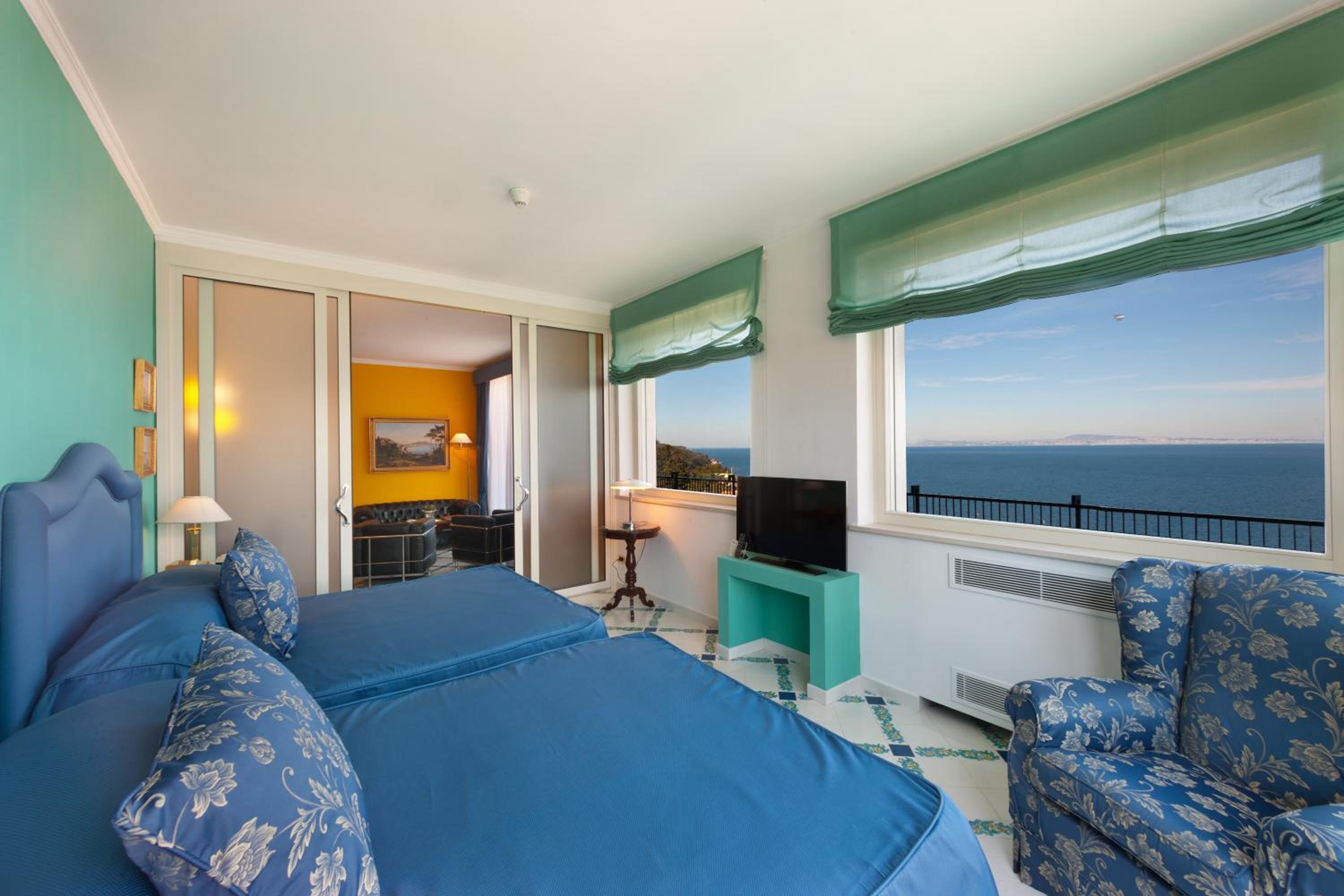 Suite with Sea View - Photo 1