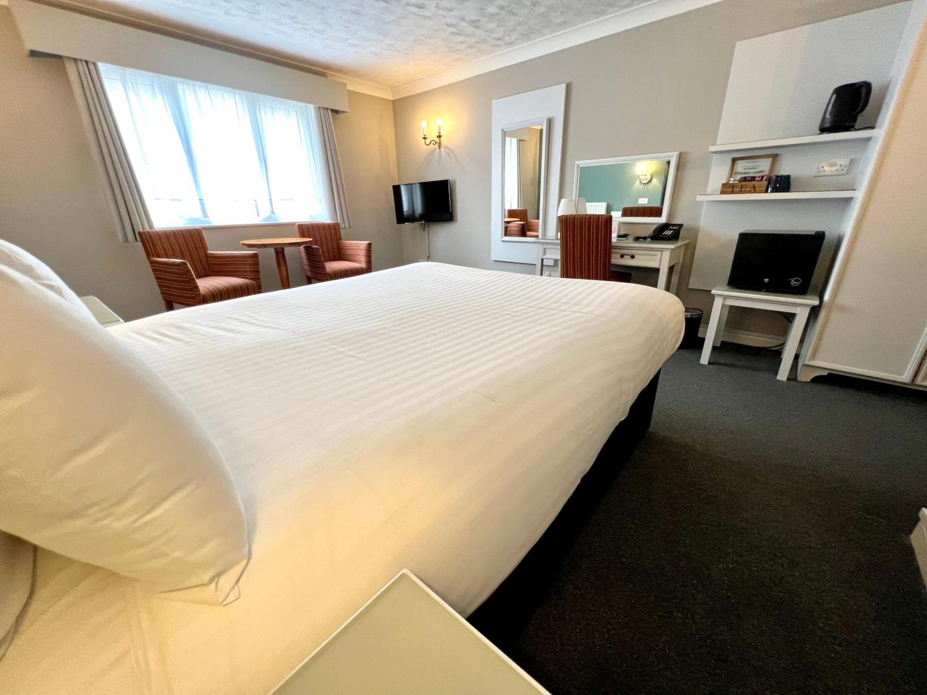 Double Room - Photo 5