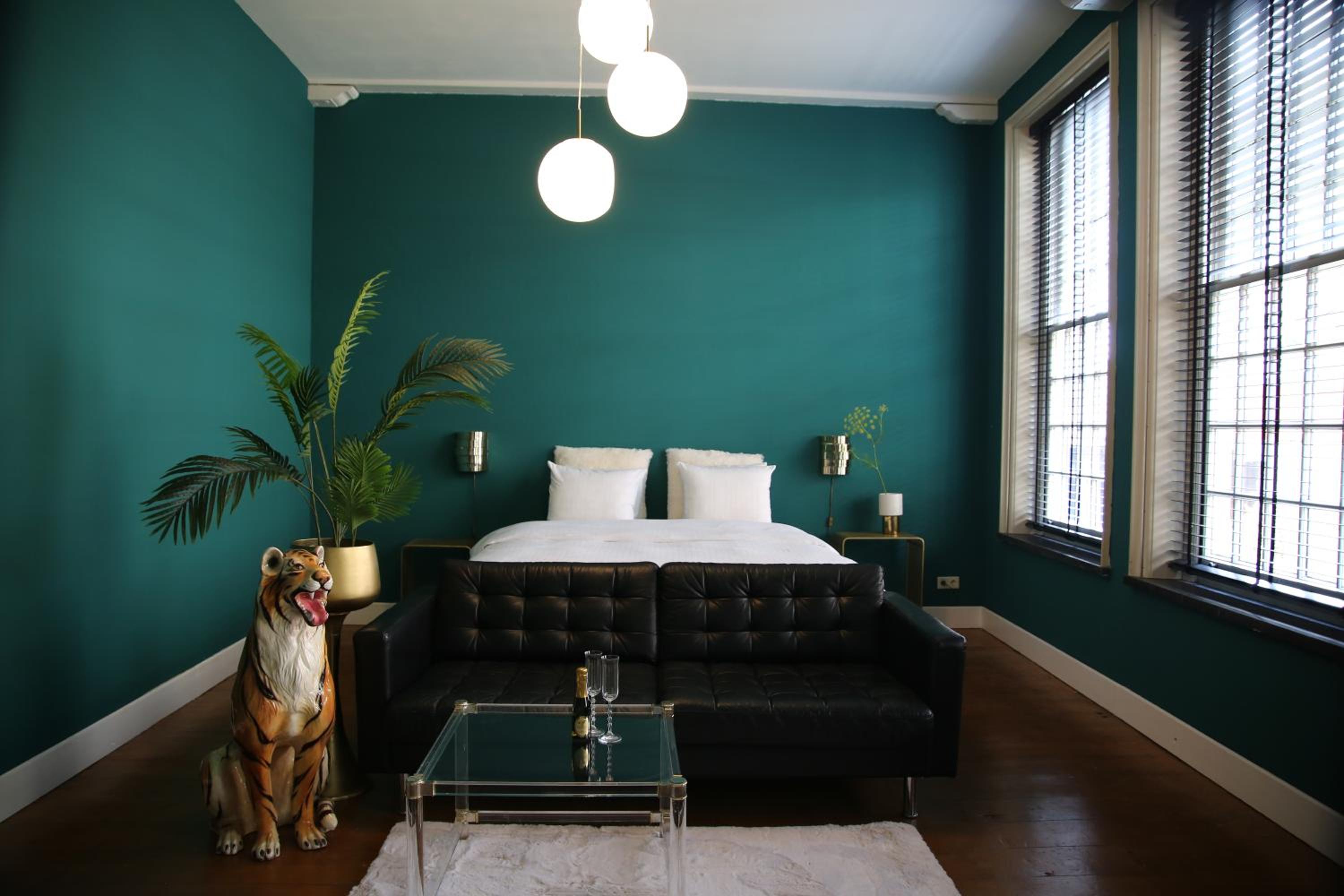 Superior King Suite